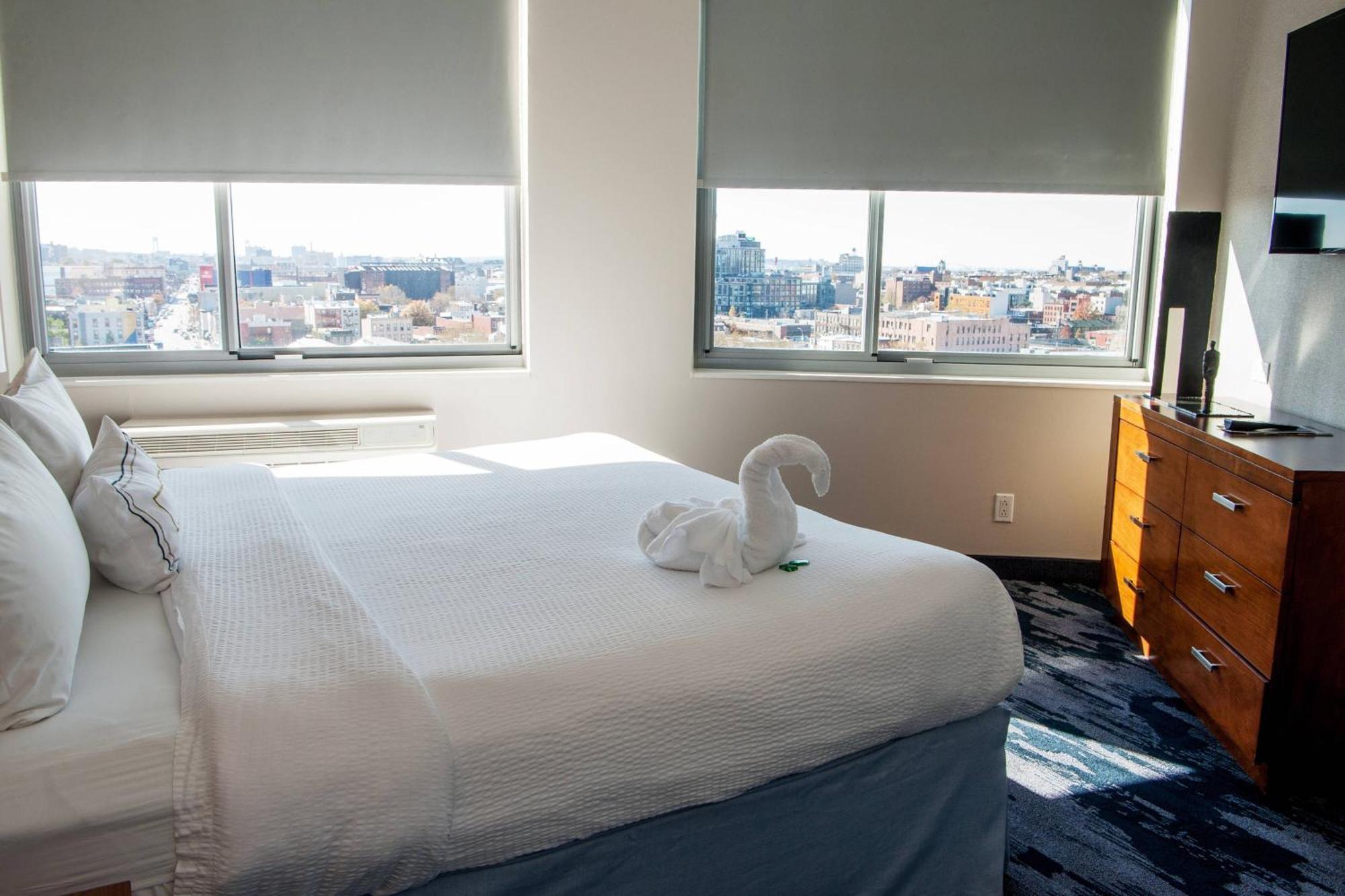 Khách sạn Fairfield & By Marriott Brooklyn 3*