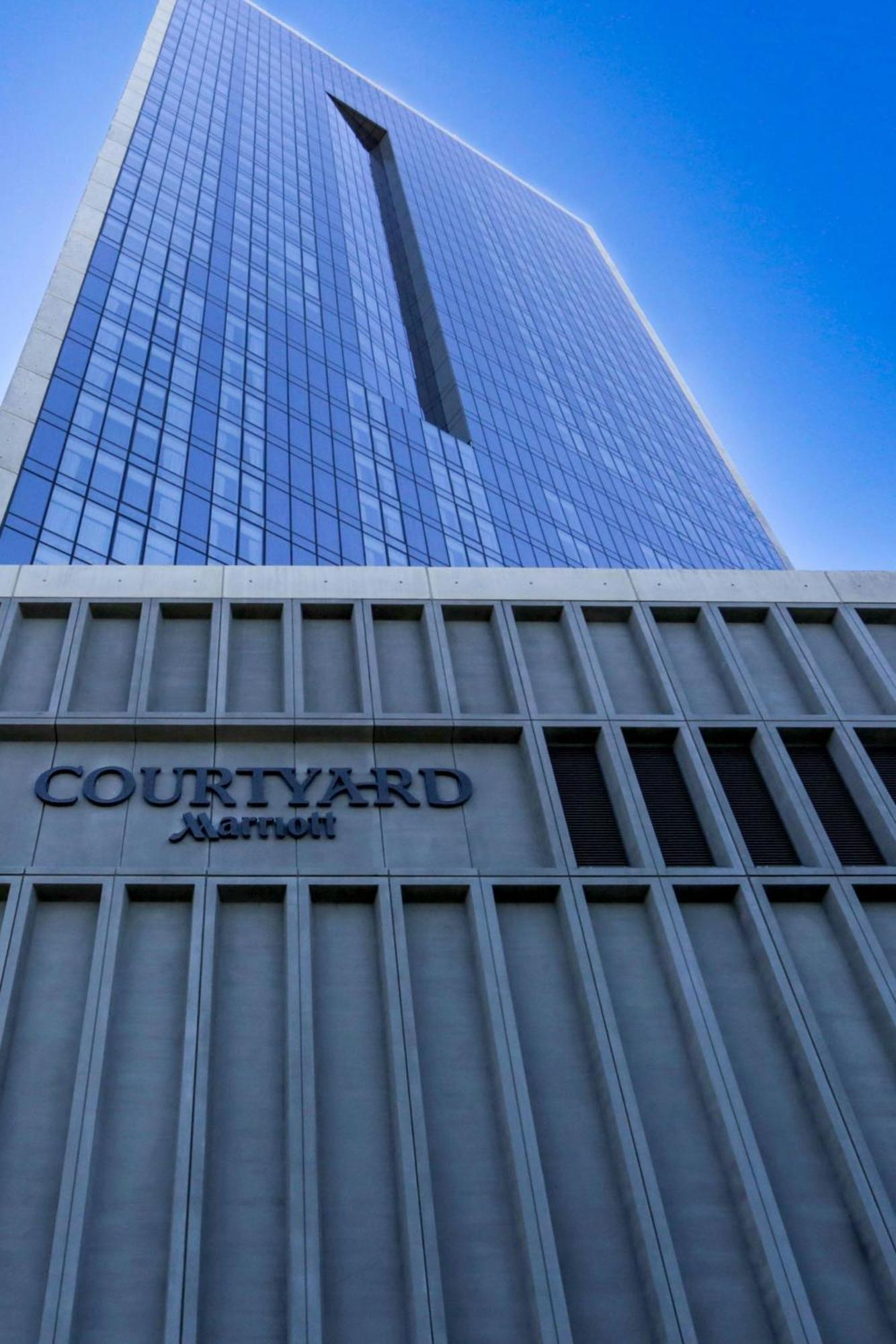 Courtyard By Marriott Long Island City/new York Manhattan View Khách sạn 3*