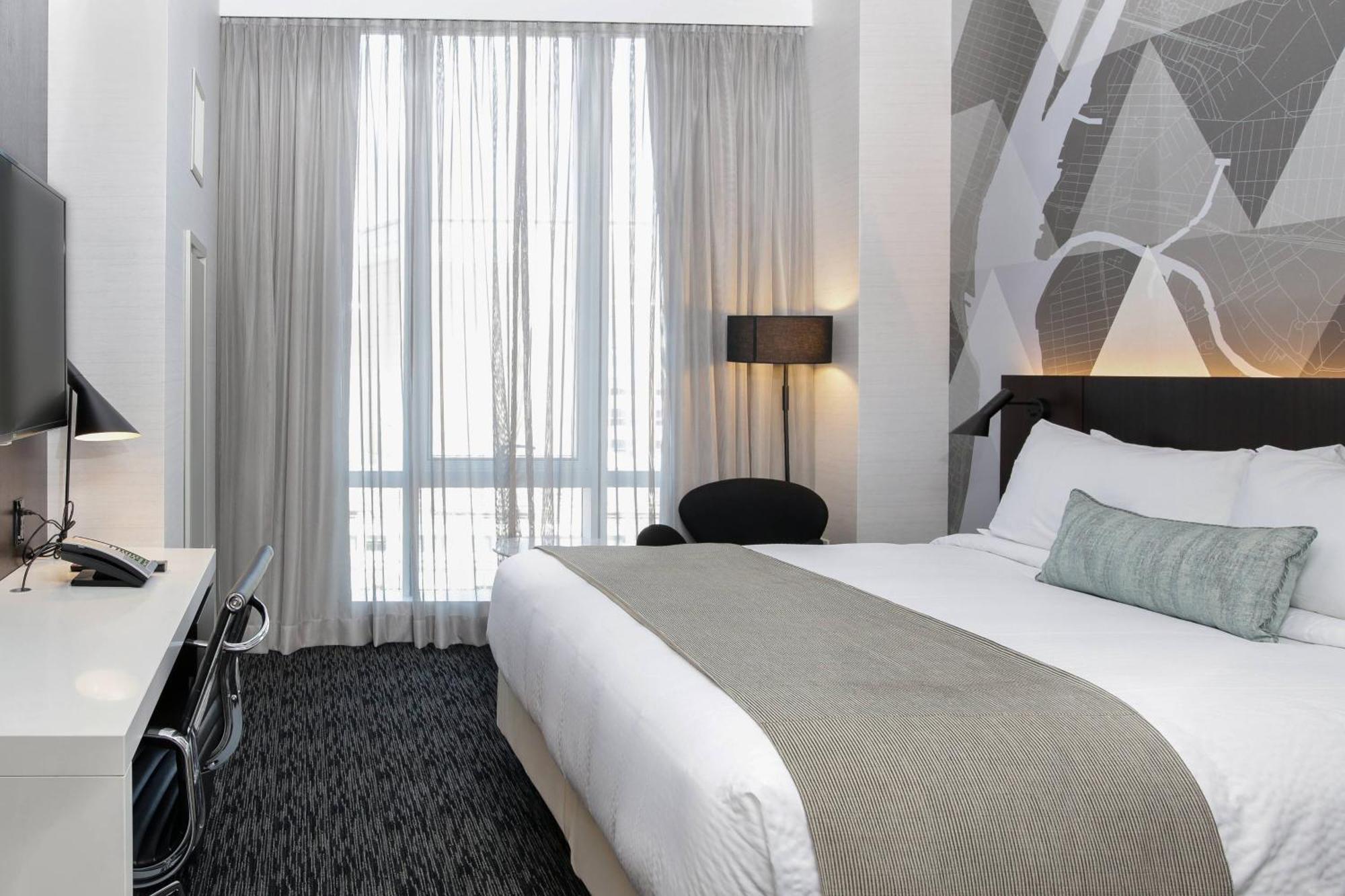 Khách sạn Courtyard By Marriott Long Island City/new York Manhattan View 3*
