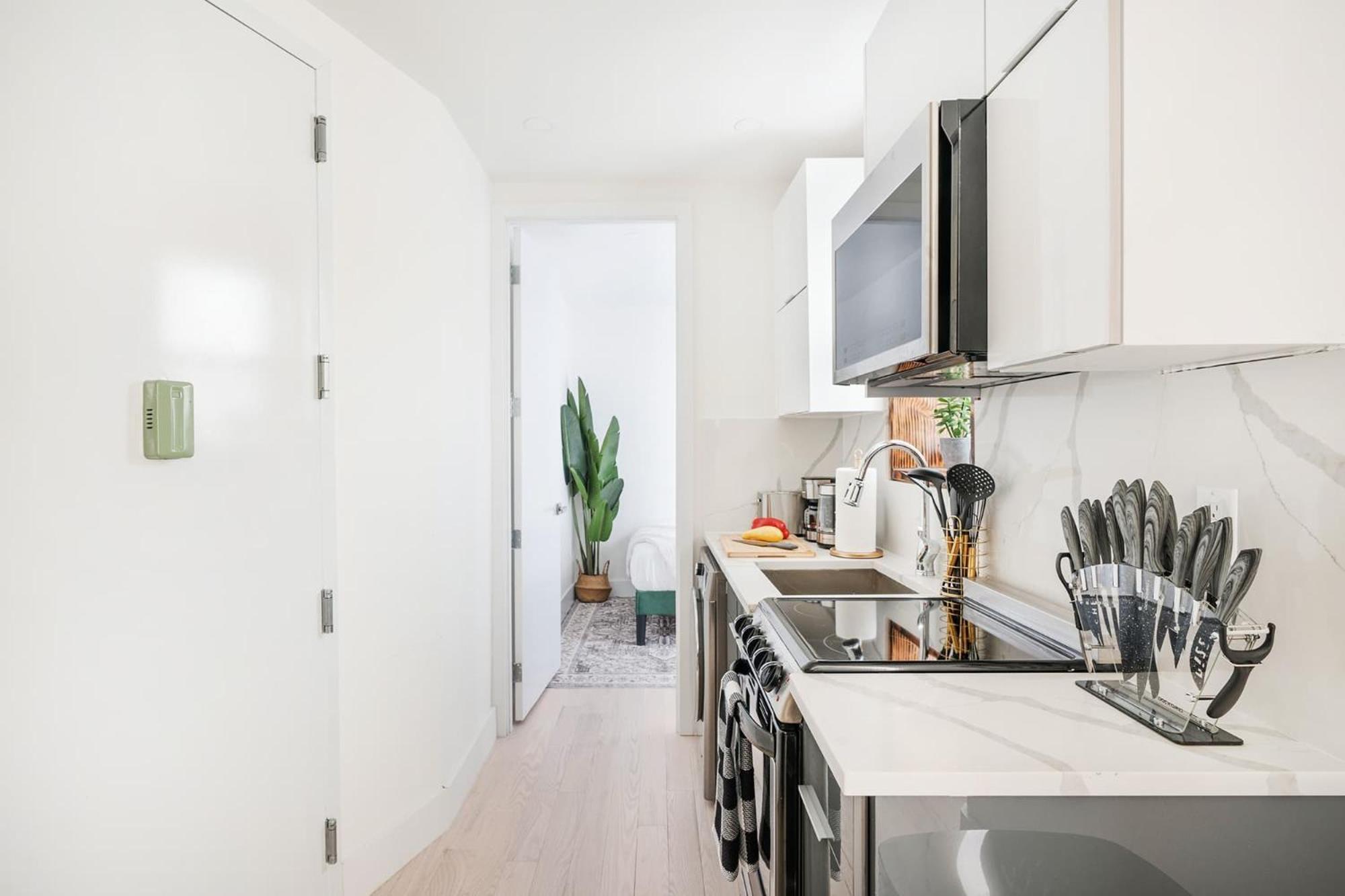 48-3fe 2br Prime Midtown West Căn hộ *