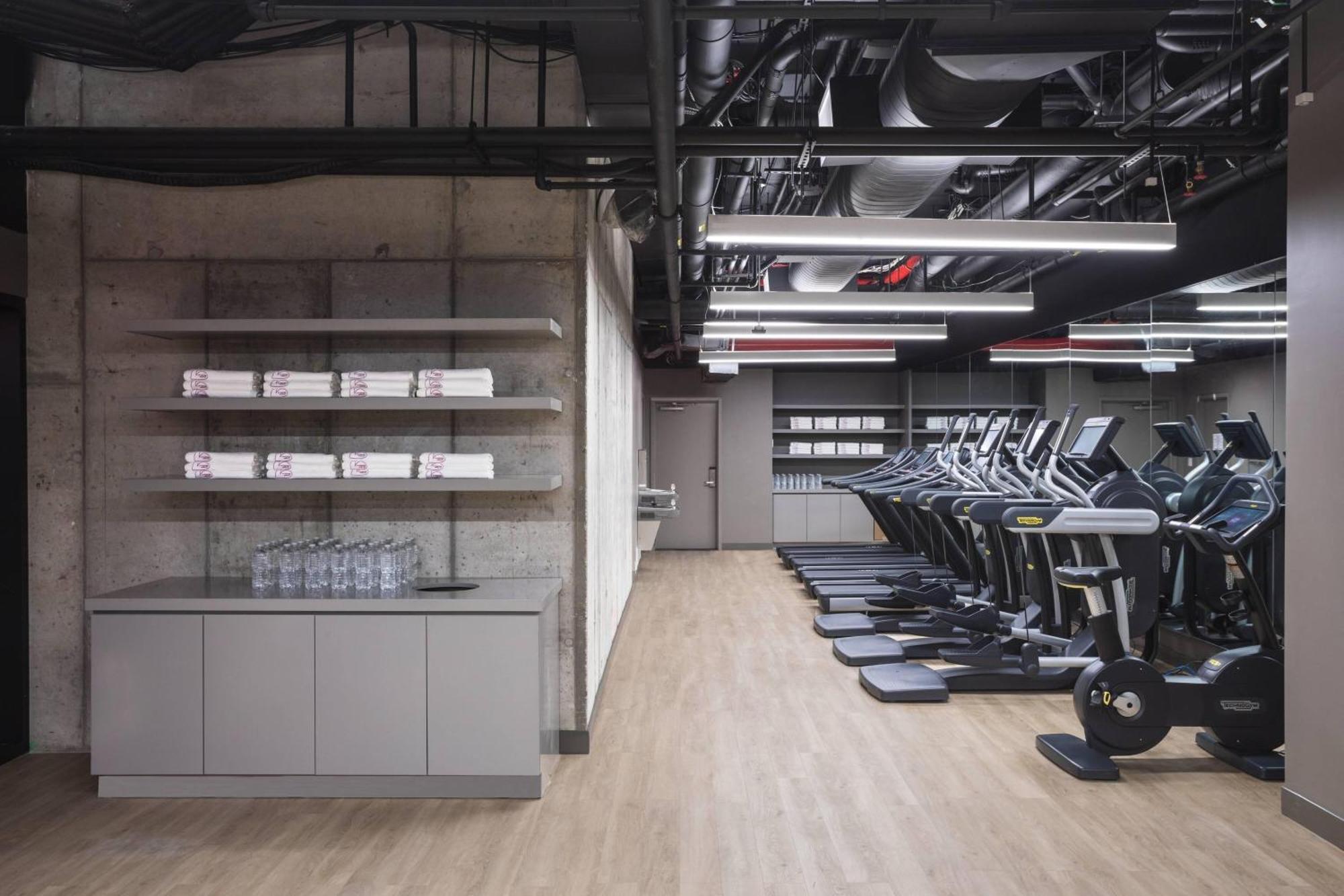 Moxy Nyc Chelsea Khách sạn 4*