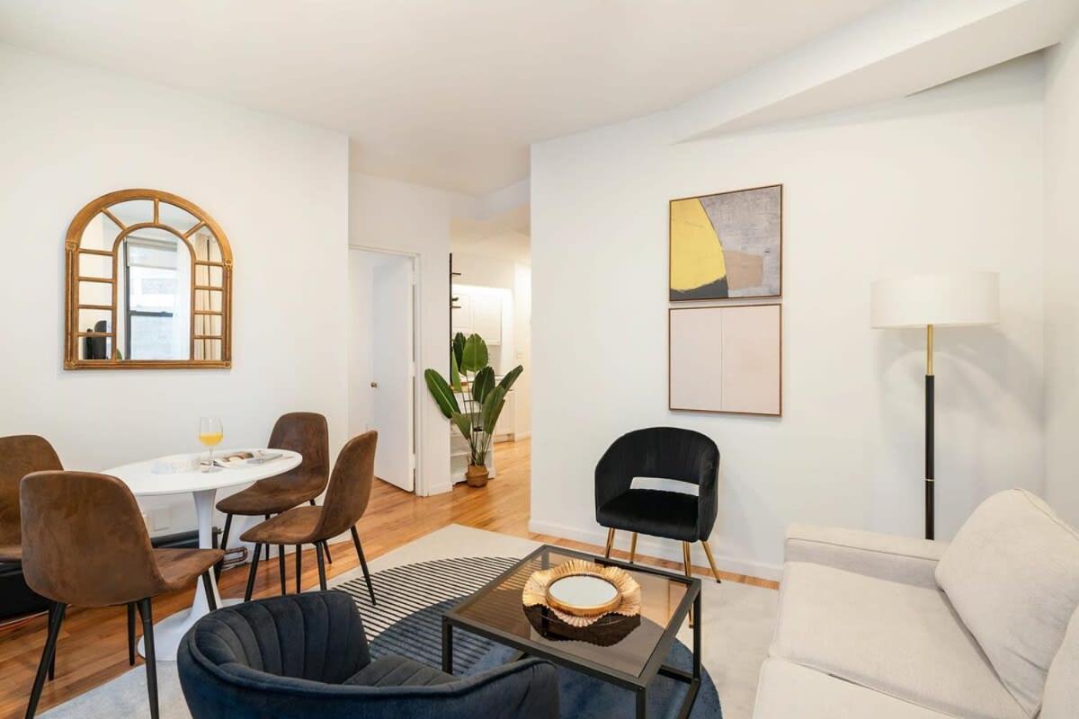 2br Prime West Village Newly Furnished Căn hộ