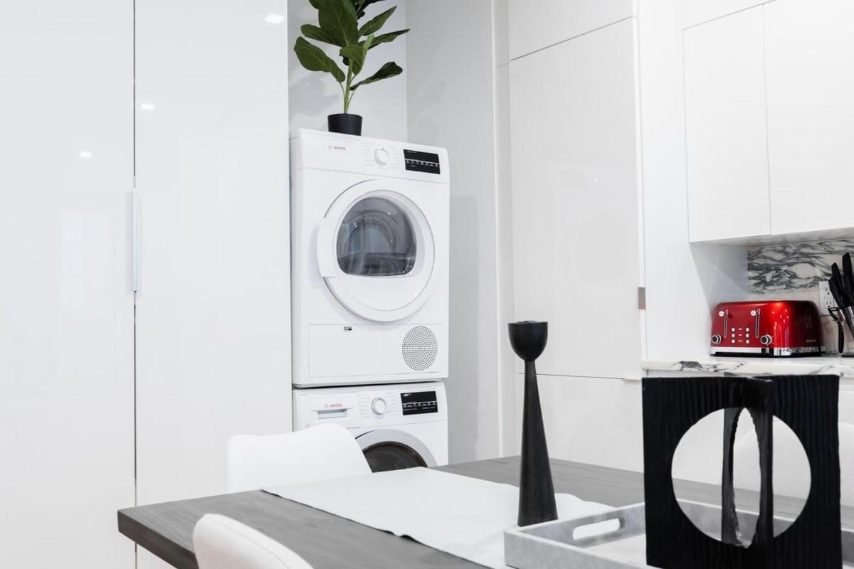 Căn hộ 13-2 I Brand New Luxury 2br Prime Union Square New York