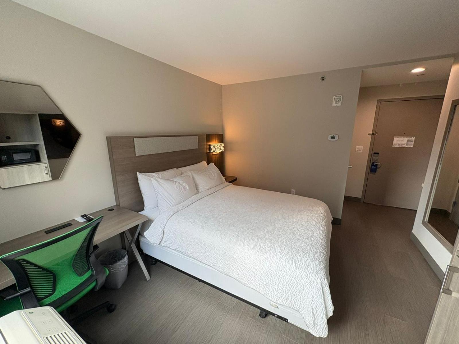 Express & Bronx - Nyc By Ihg *