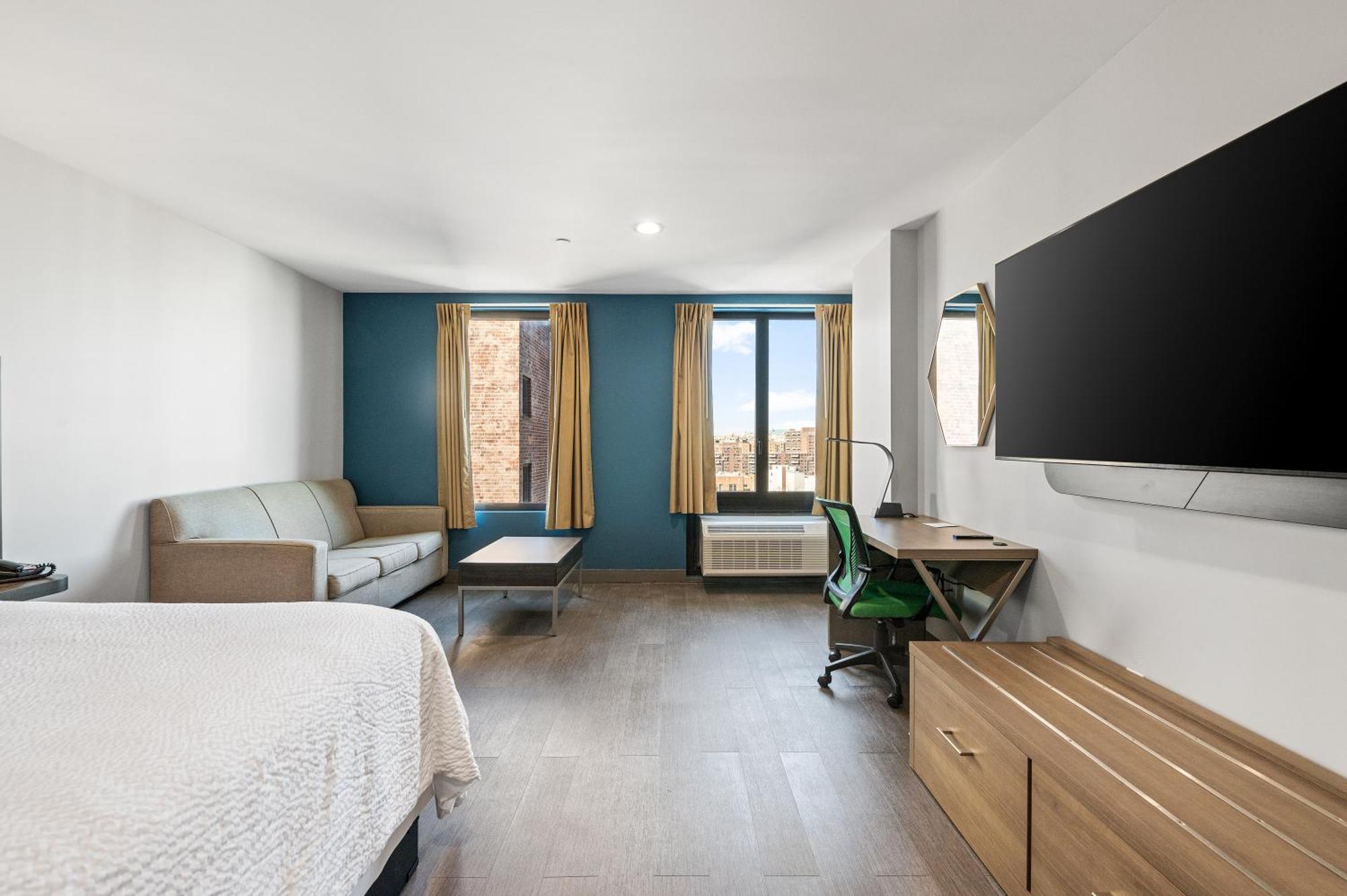 Express & Bronx - Nyc By Ihg Hotel New York