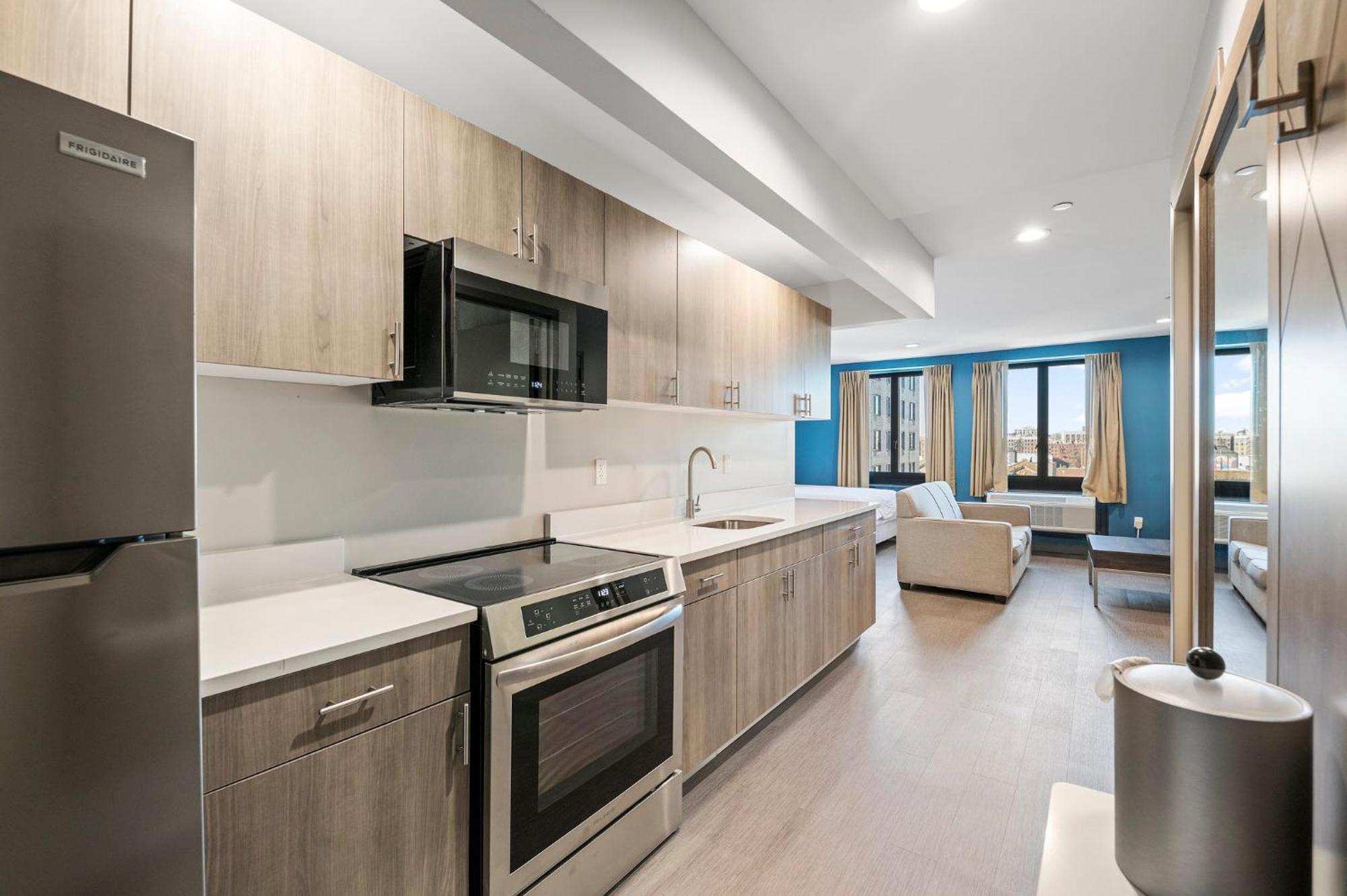 Hotel Express & Bronx - Nyc By Ihg *