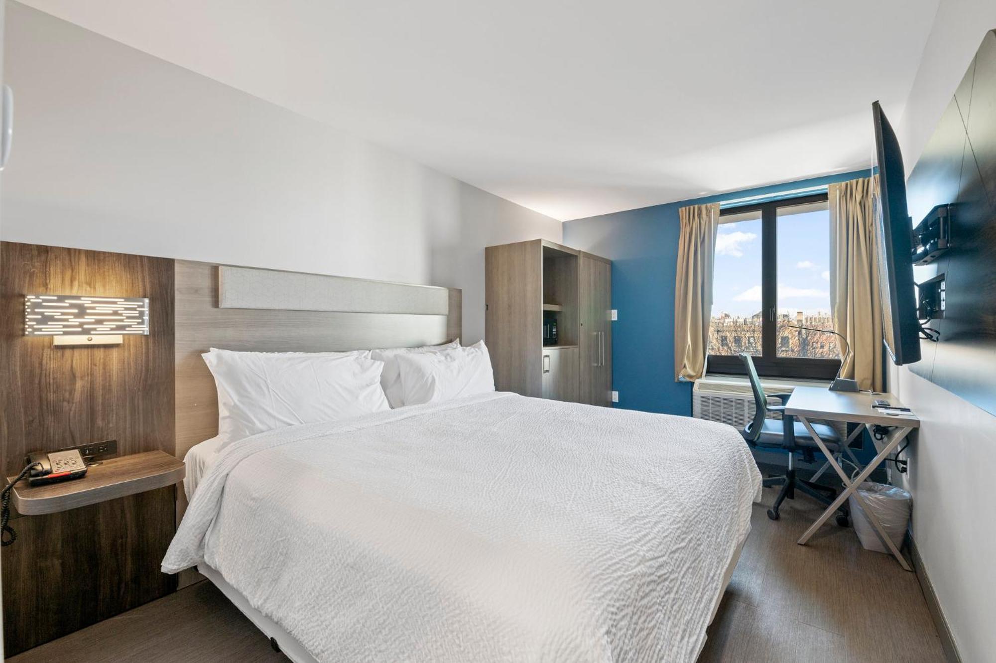 Hotel Express & Bronx - Nyc By Ihg New York
