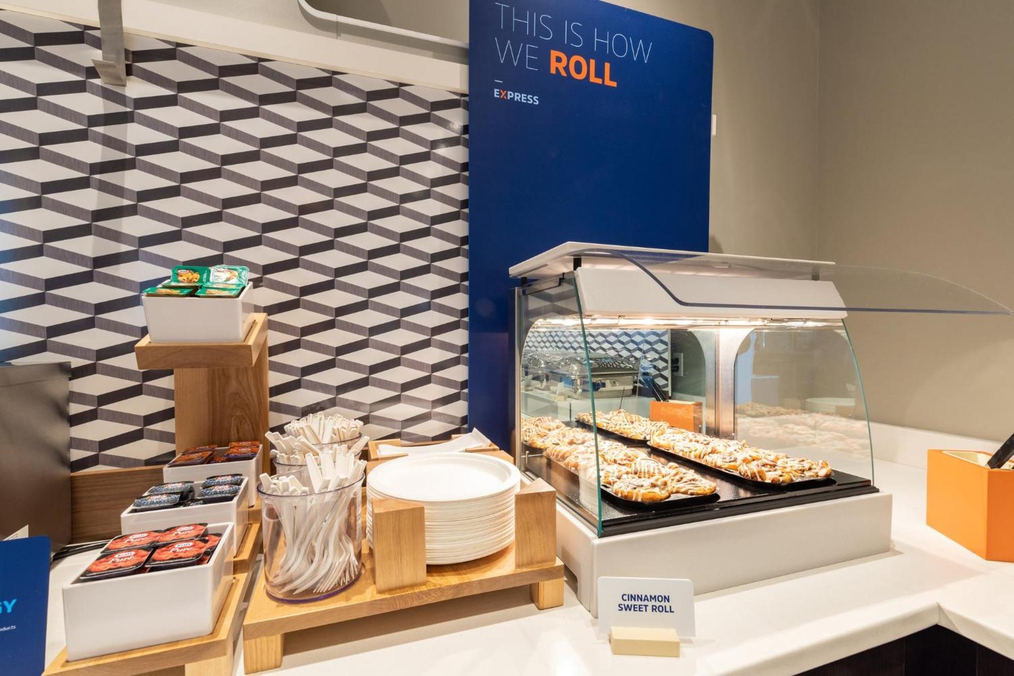 Express & Bronx - Nyc By Ihg *
