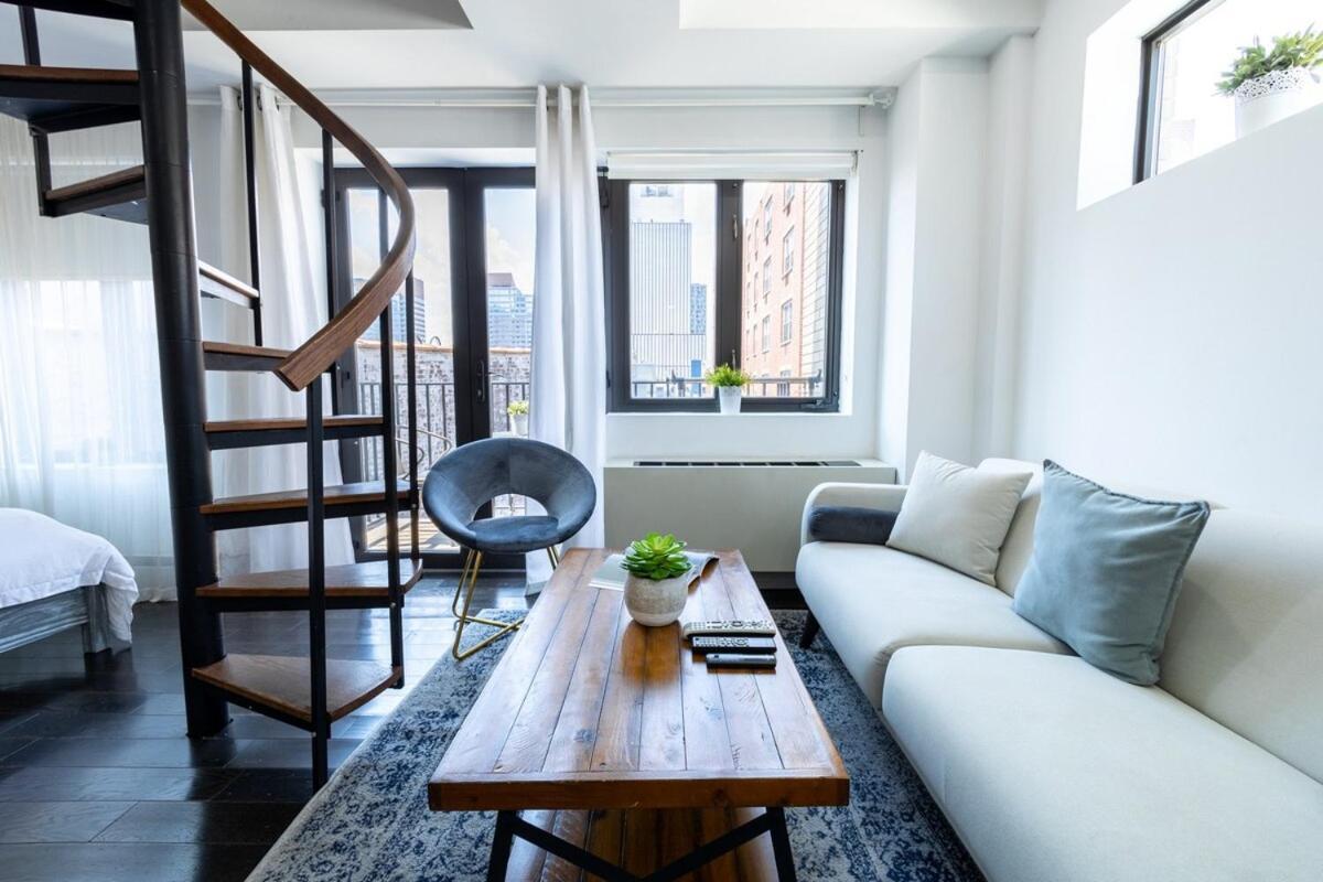 809-6b New 2br Duplex With Private Patio