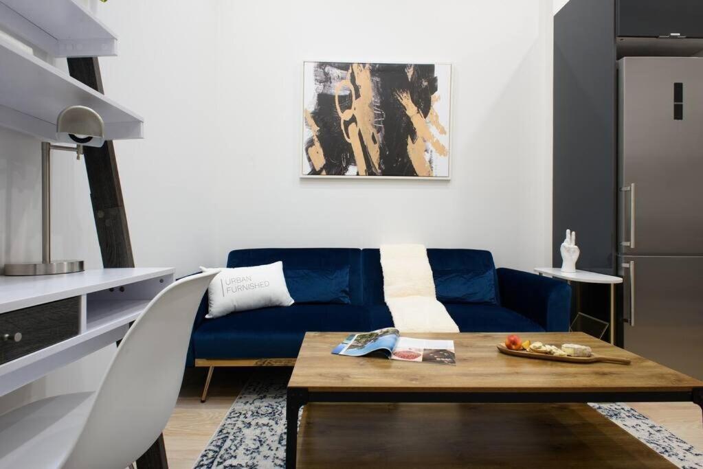 Căn hộ 78-4d Quality 1br W&d Skylight By Park New York