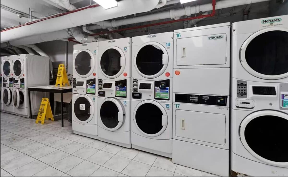 73-304 Newly Reno Uws Doorman Gym Laundry Căn hộ
