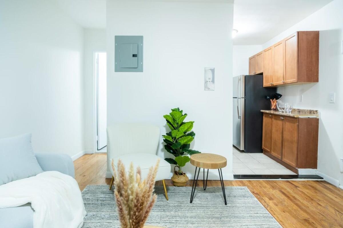 Căn hộ 49-4a Prime Midtown Newly 2br W&d New York