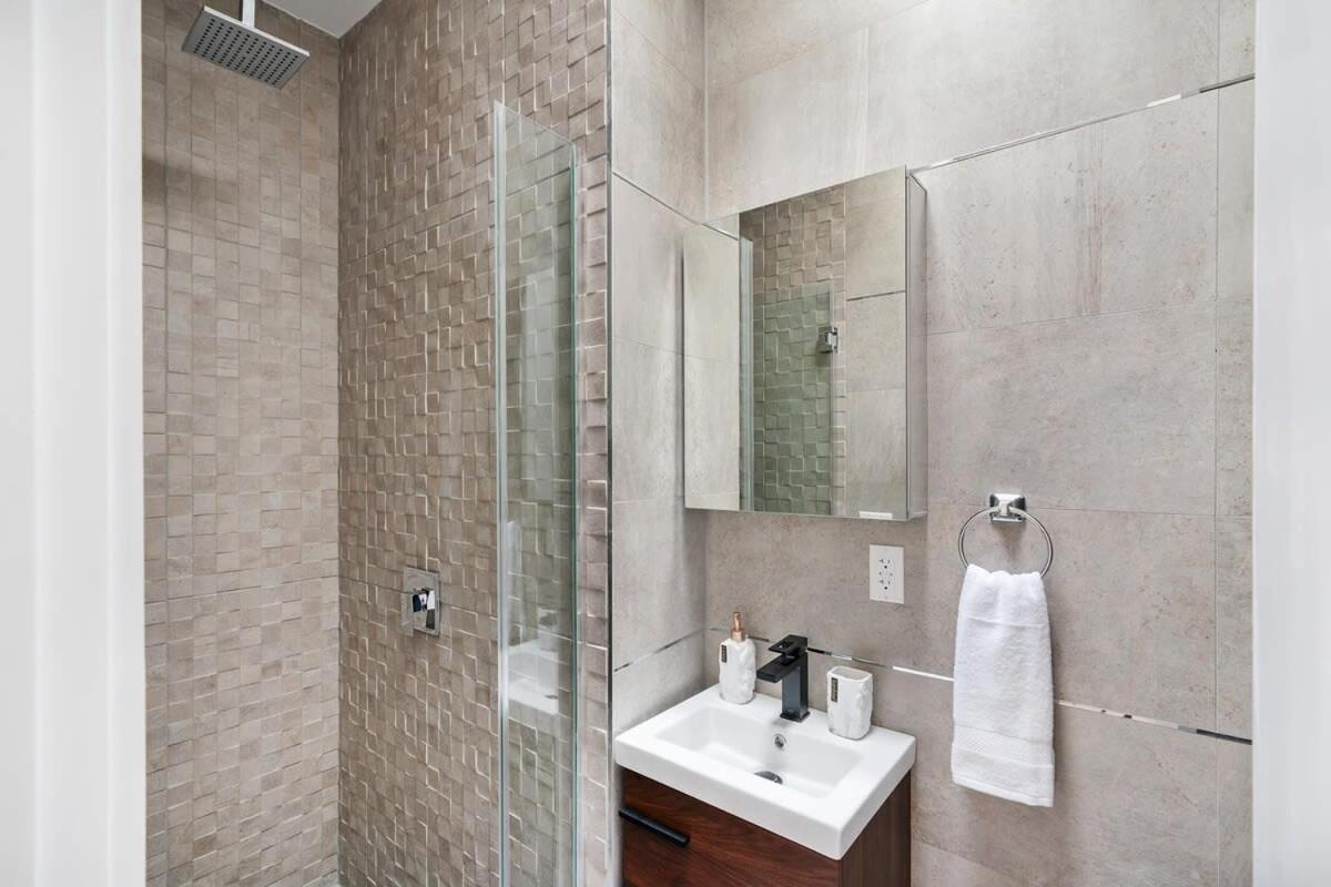 Căn hộ 48-5rw 1br In Midtown West W&d *