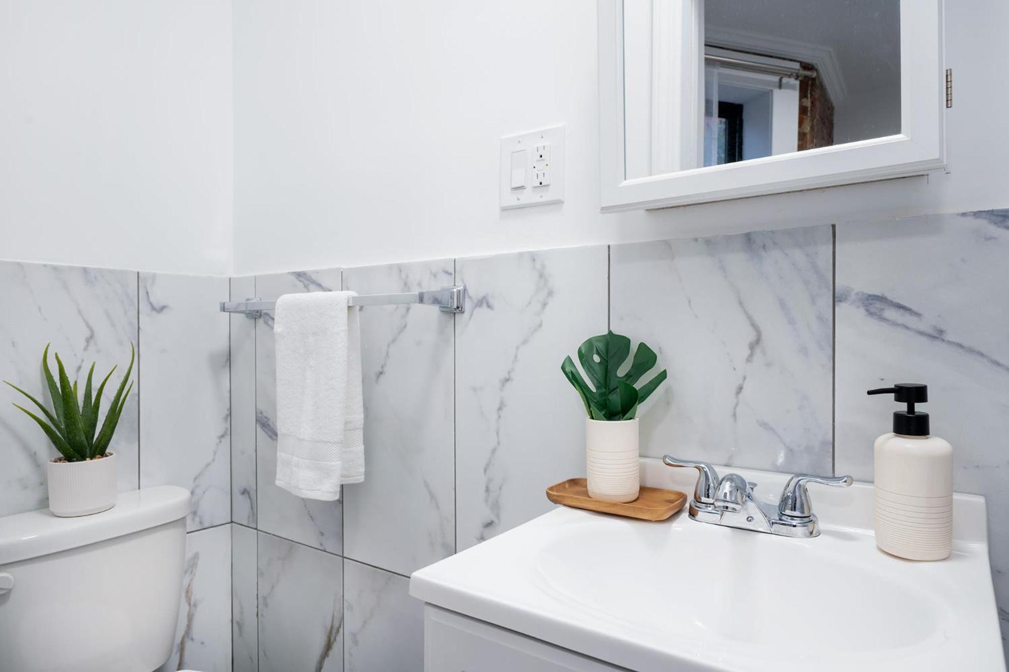 153-1g Newly Renovated 2br Lower East Side * Nova York