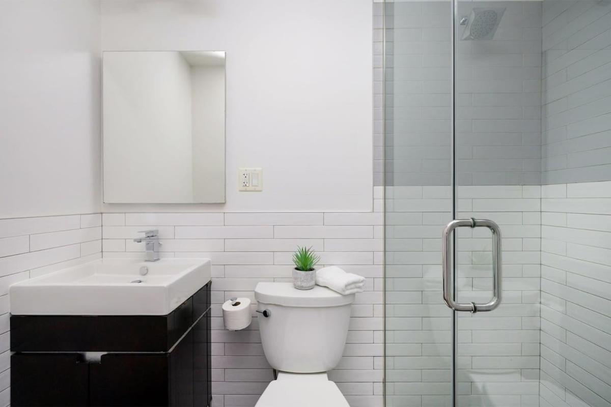 Căn hộ 1290-6 Newly Renovated 2 Bedrooms In Ues *