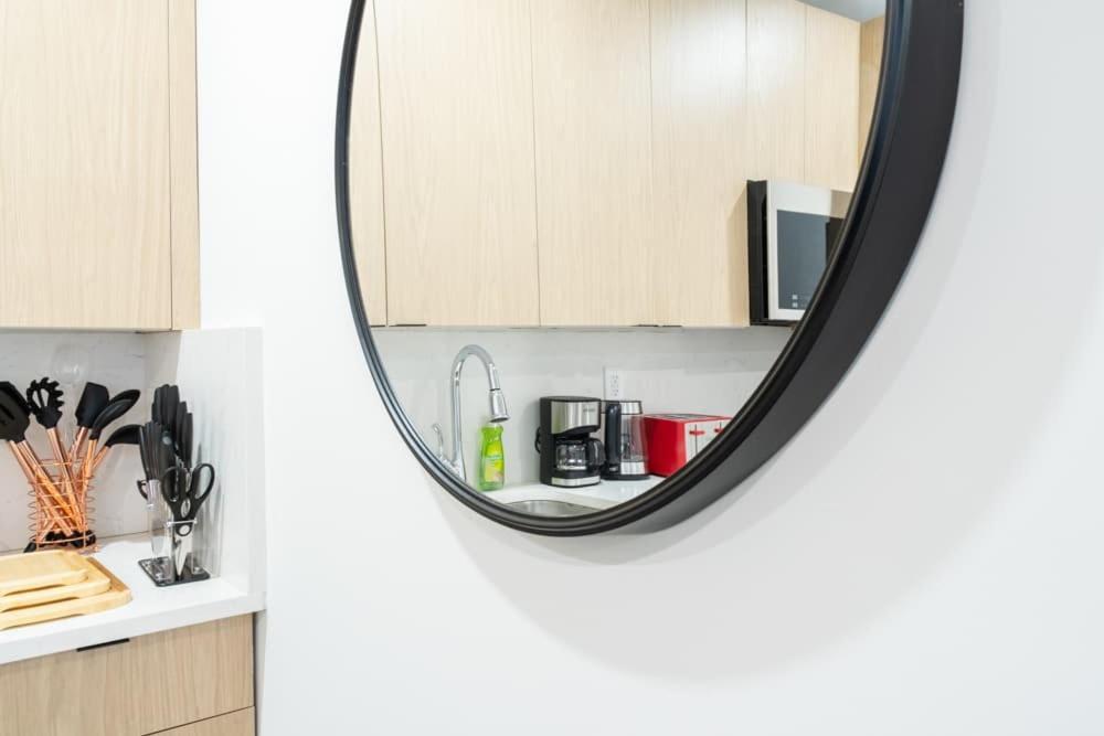 180-2 Brand New 2br 1bath East Village Căn hộ