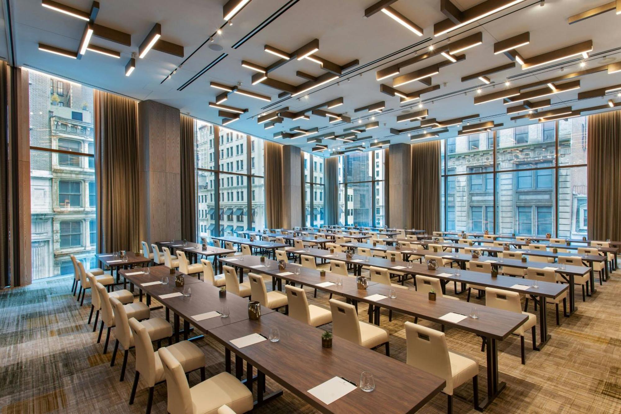 The Ritz-carlton New York, Nomad Khách sạn 5*