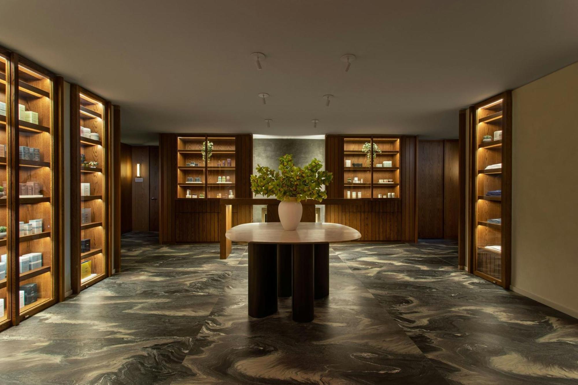 Khách sạn The Ritz-carlton New York, Nomad 5*