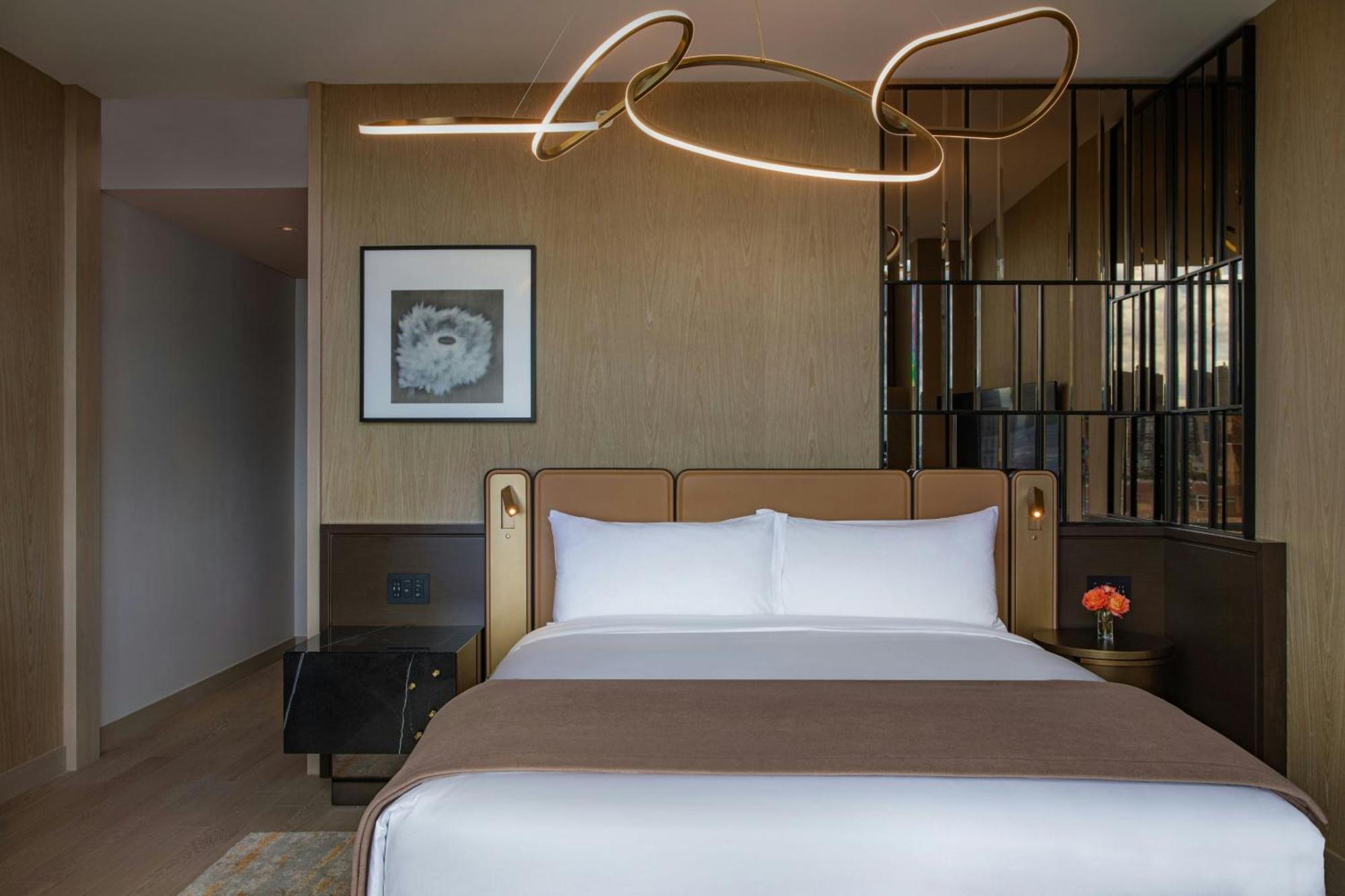 The Ritz-carlton New York, Nomad Khách sạn
