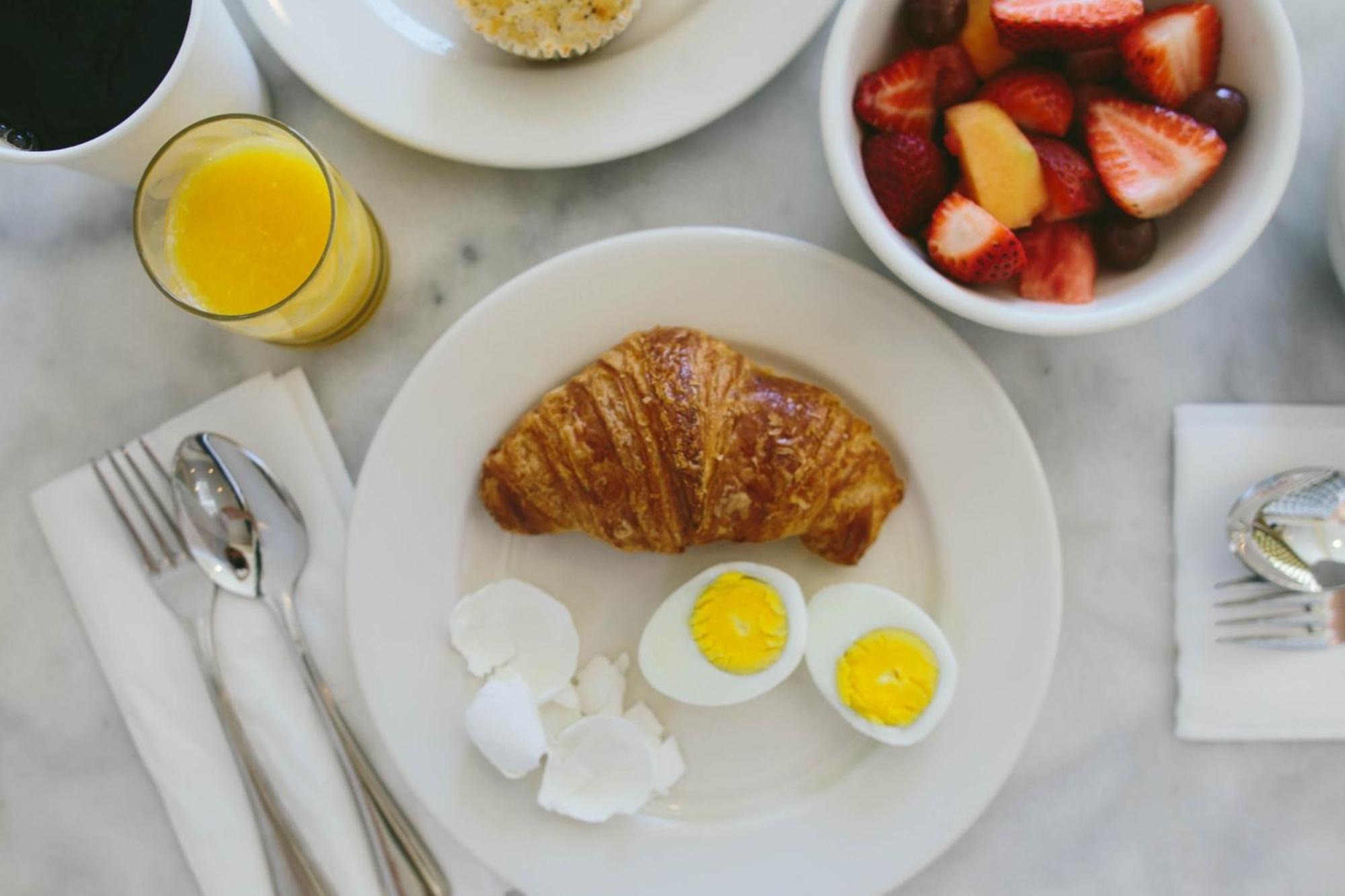 Hilton Garden Queens Jfk - Newly Renovated Khách sạn