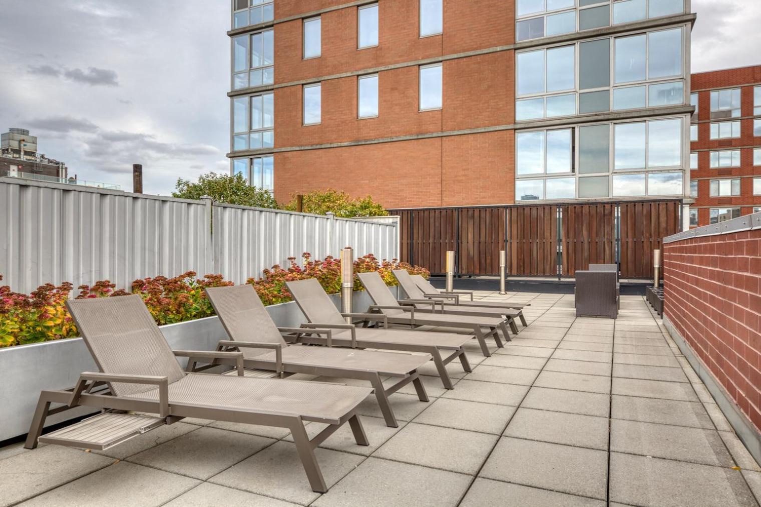 Apartment Les 1br W Elevator Wd Nr Space Nyc-1316 New York