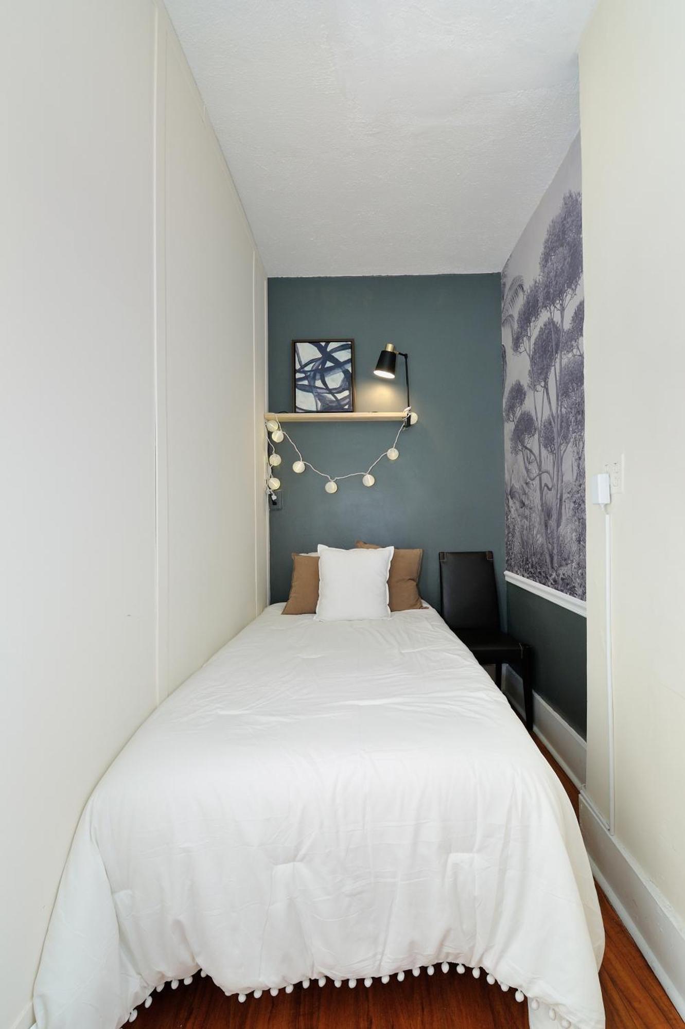 5 Bedroom 2 Bath Full Floor Midtown Căn hộ