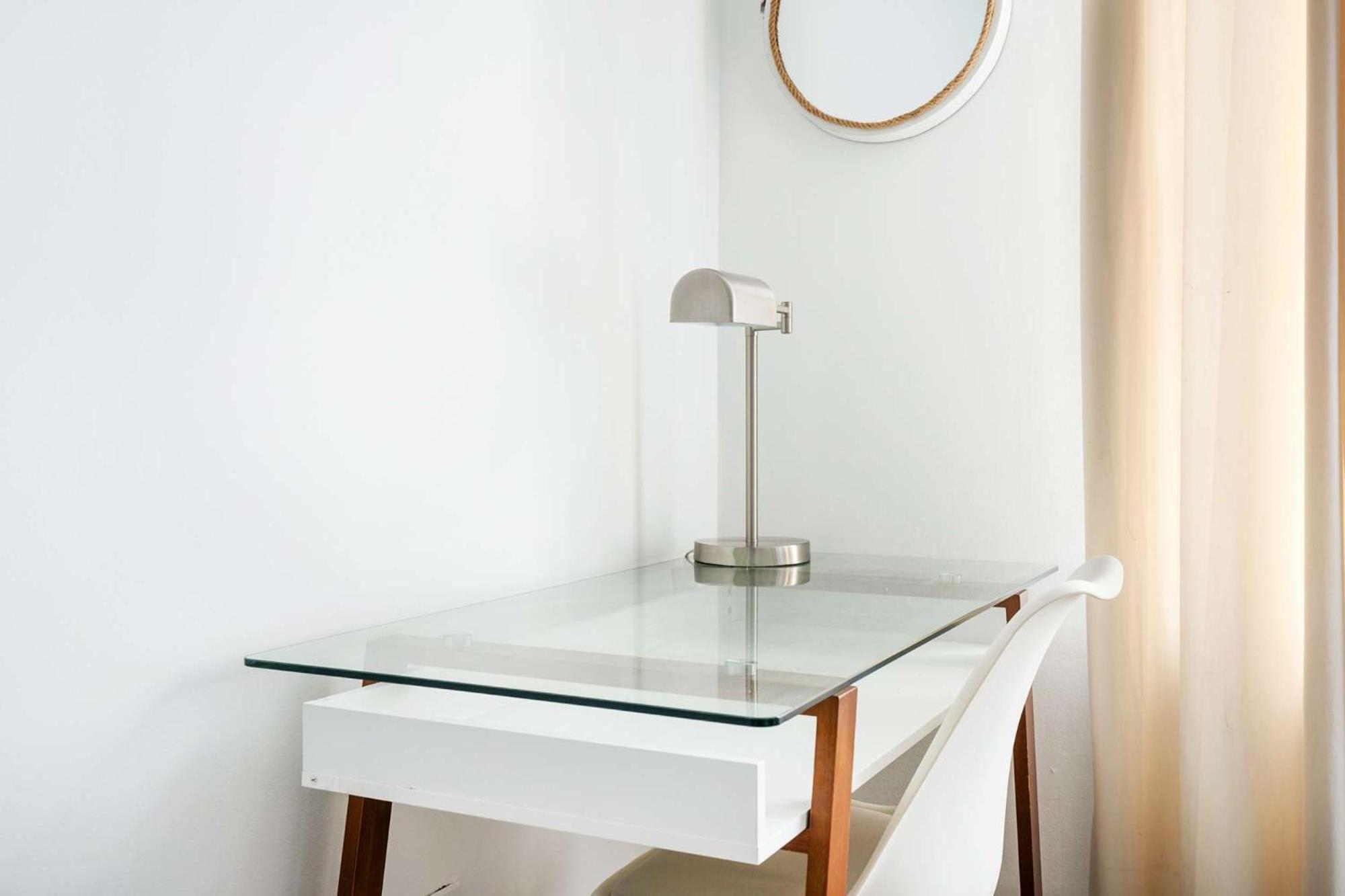 428-2e Newly Furnished 2br Căn hộ
