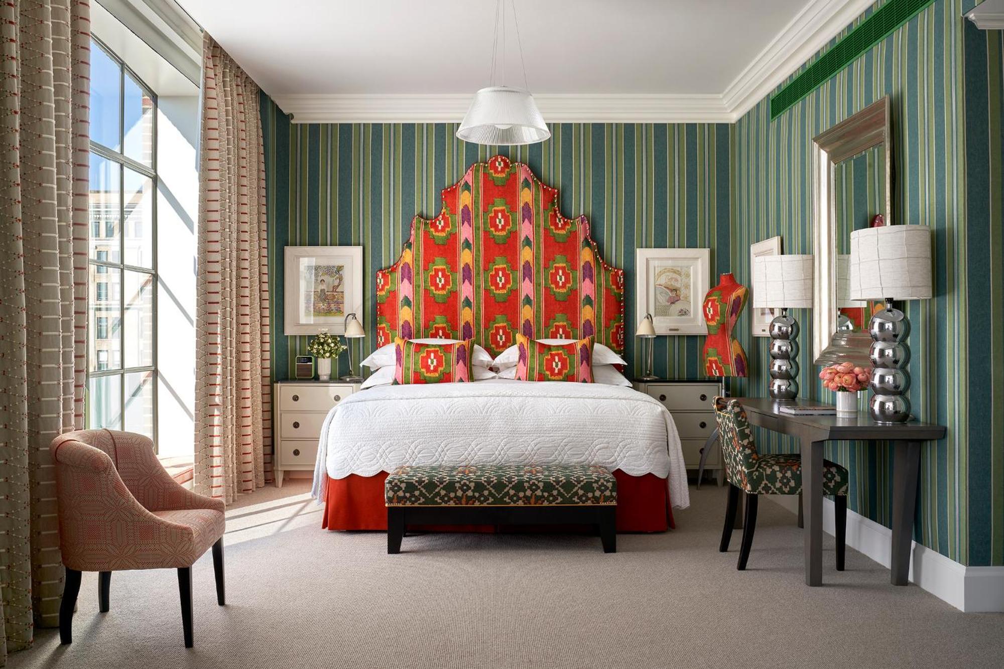Khách sạn Crosby Street 5*