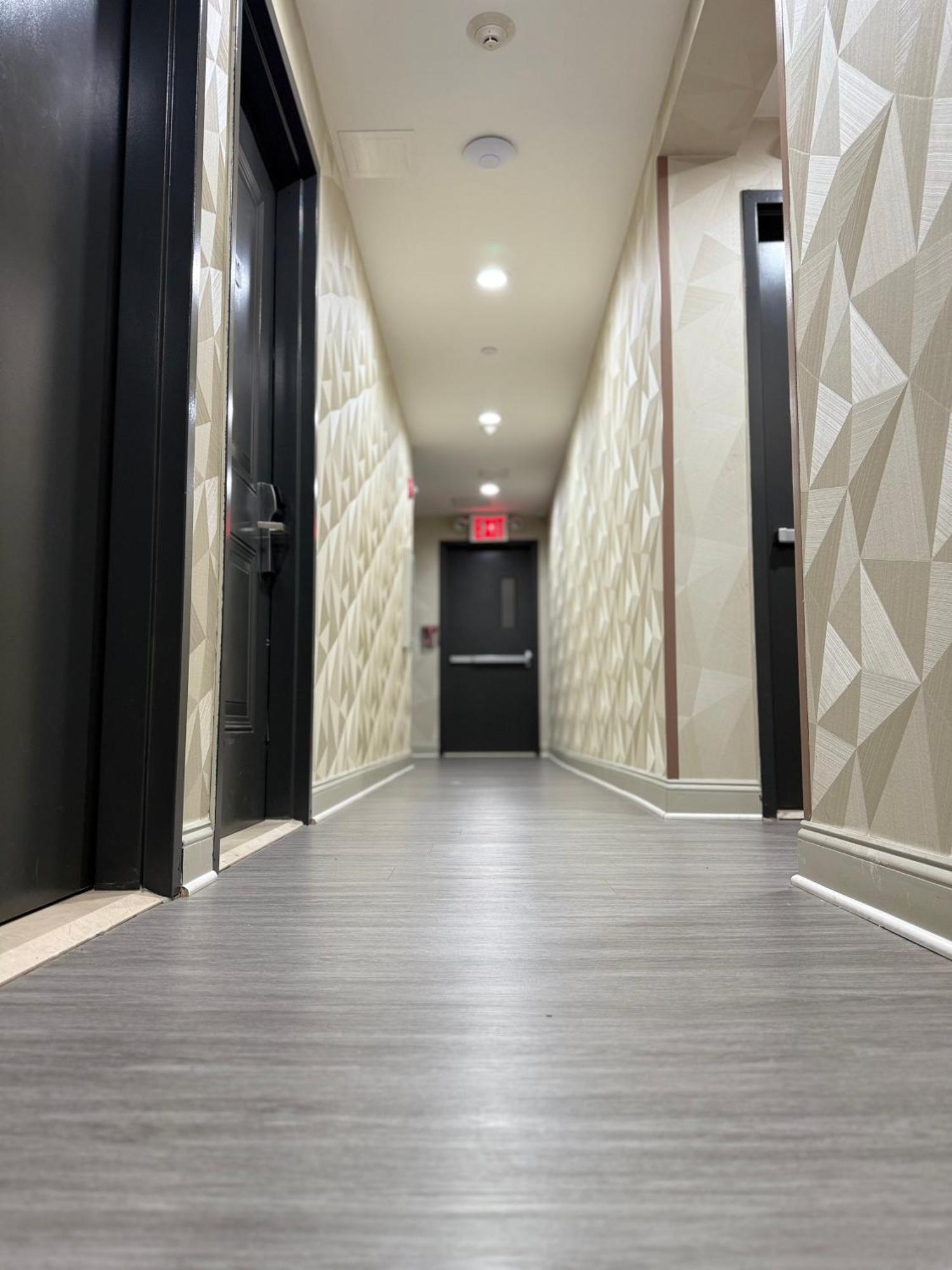 Khách sạn Grandview 2*