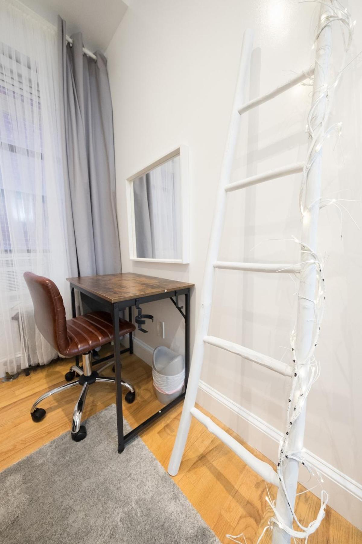 Apartment 3br Two Blocks To Park Elevator, Laundry, Virtual Doorman *