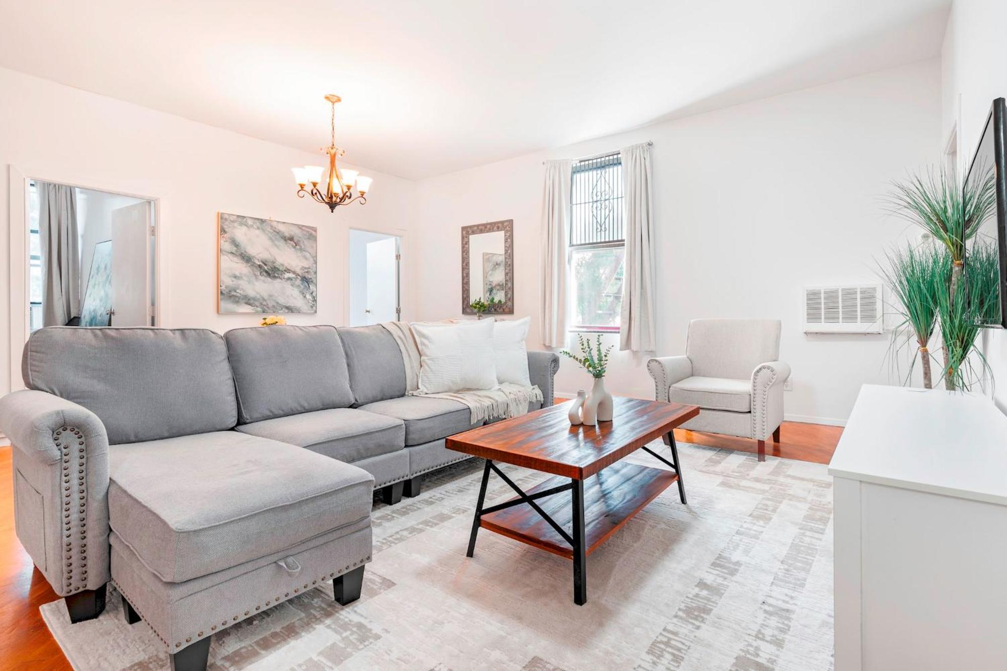 Căn hộ Prime Location Upper Manhattan Furnished