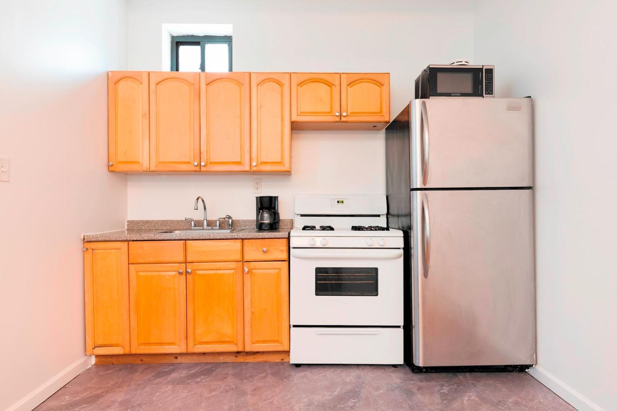 Prime Location Upper Manhattan Furnished Căn hộ