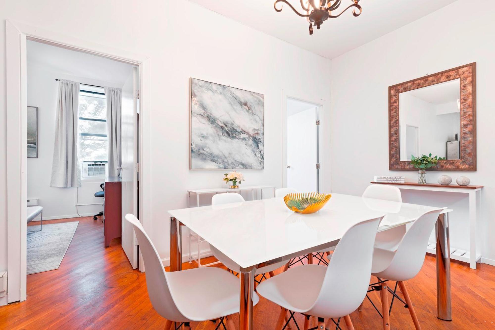 Căn hộ Prime Location Upper Manhattan Furnished
