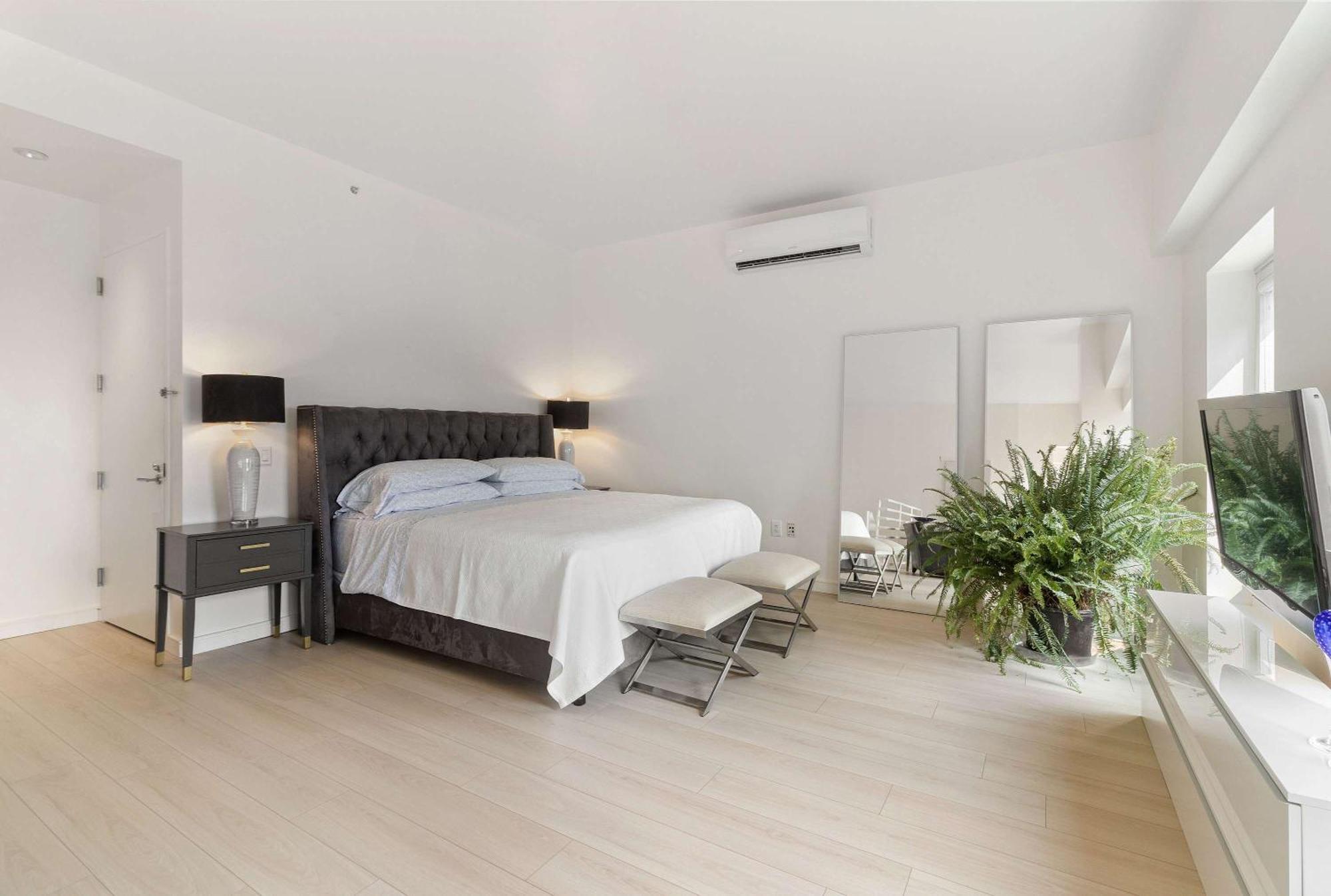 Casa de férias Midtown 5 Bedroom Luxury Penthouse, 2,500 Sq Ft, Sleeps 10, Manhattan, Vip Services *