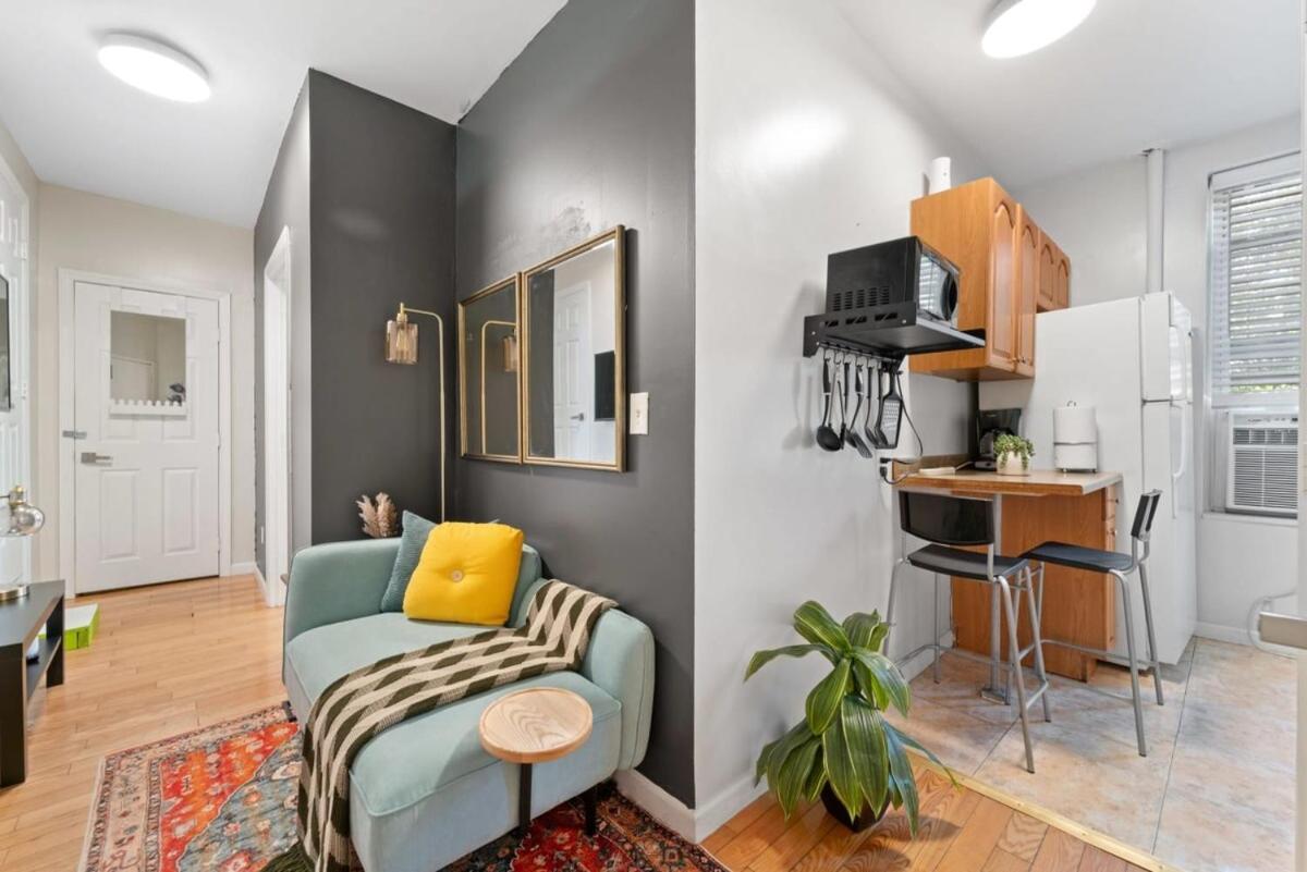 Convenient 2br - Walking Distance To Times Square Apartamento Nova York