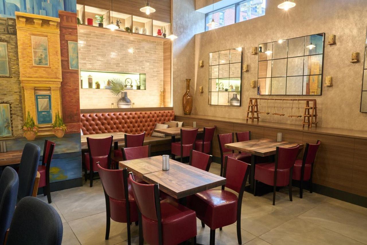 42 Williamsburg Khách sạn 4*