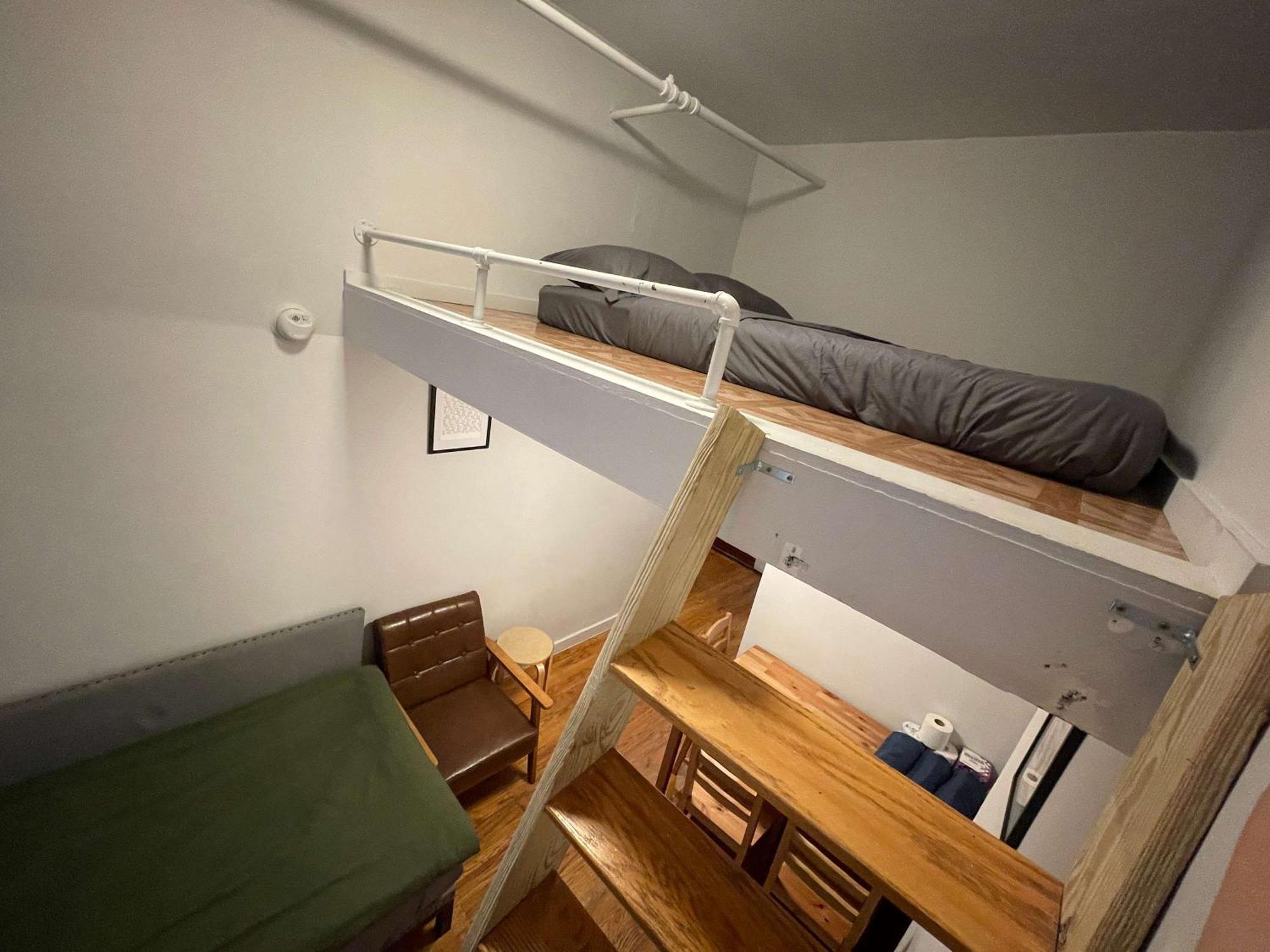 Union Square 4 With Shower - Shared Toilet * Nova York