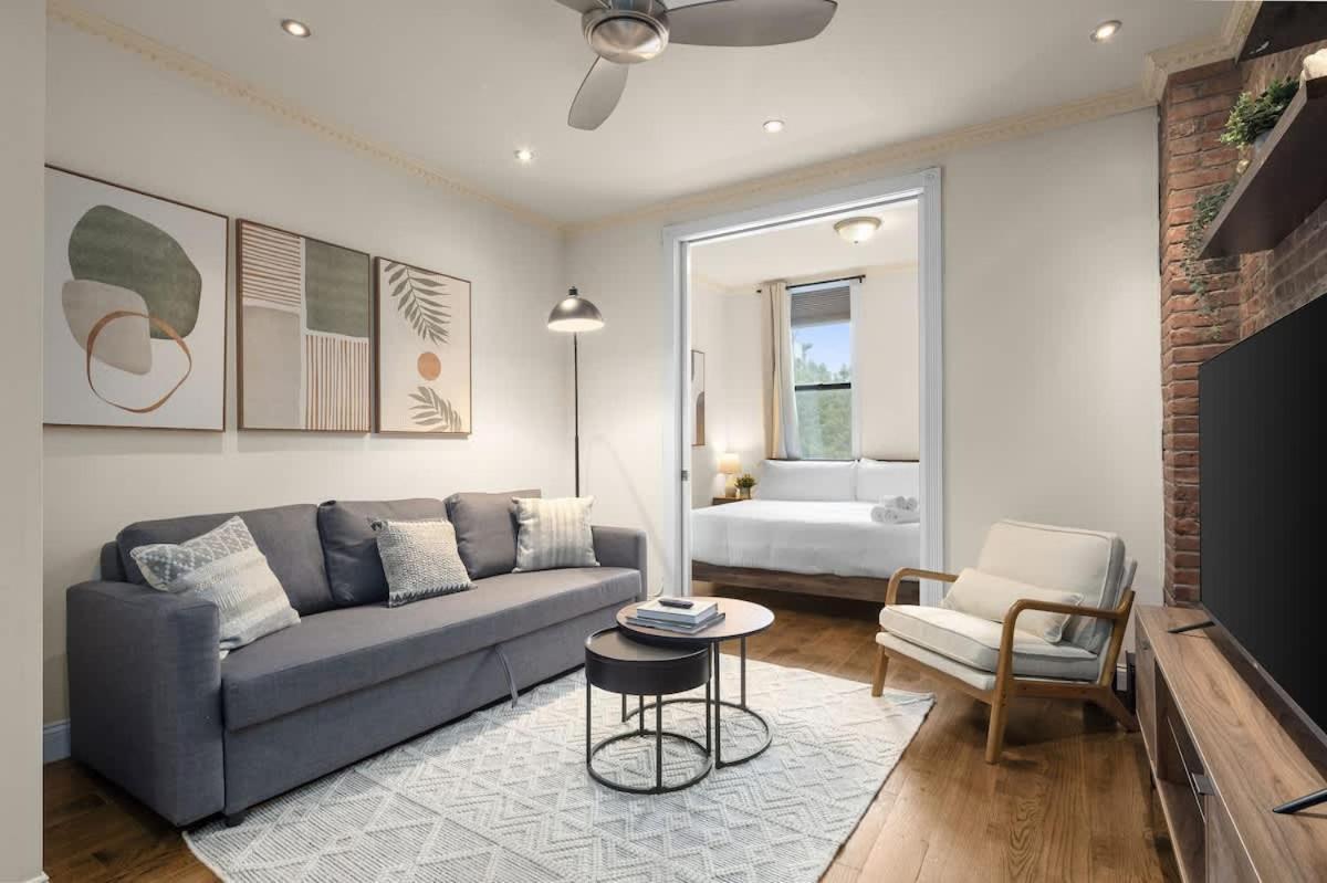 Stylish East Side Escape Steps From Fun * Nova York