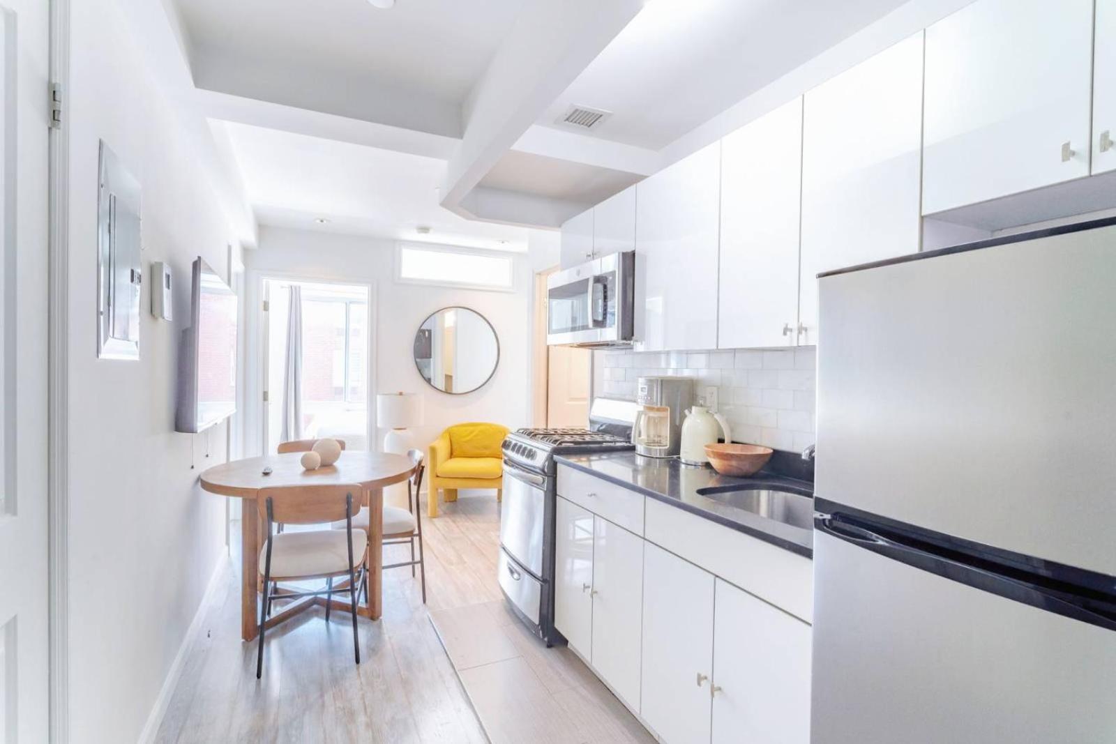 Căn hộ 3br 1ba Charmer Near Near Times Square & Broadway New York