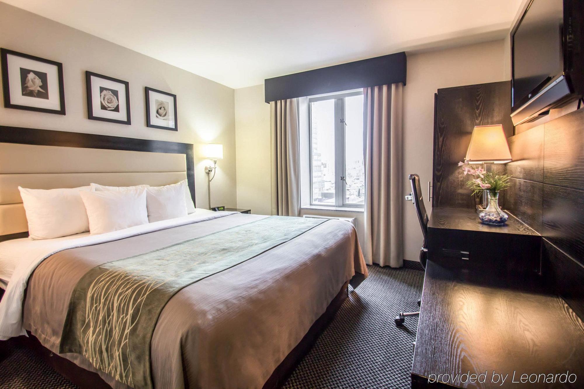 Comfort Times Square South Area Khách sạn 3*