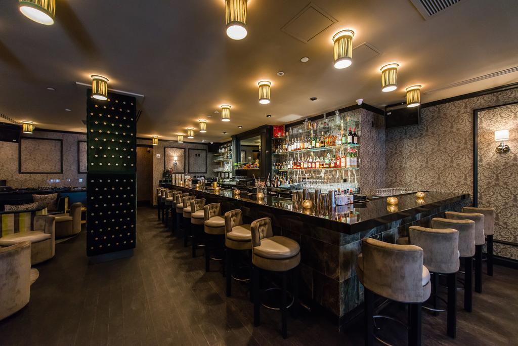 Khách sạn Dream Midtown, By Hyatt 4*