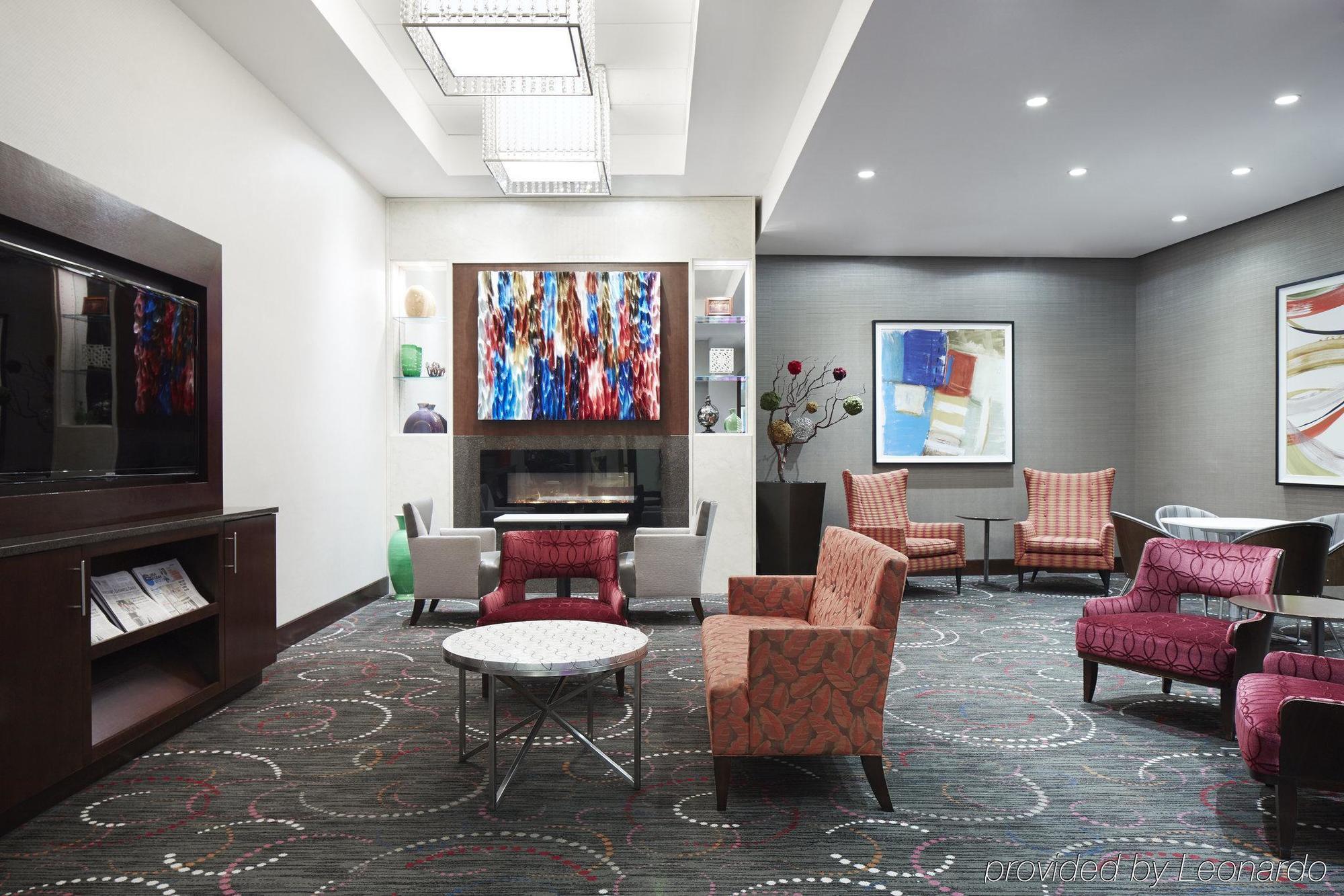 Radisson Street Khách sạn 4*