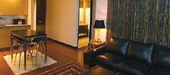 Khách sạn Safehouse Manhattan 5*