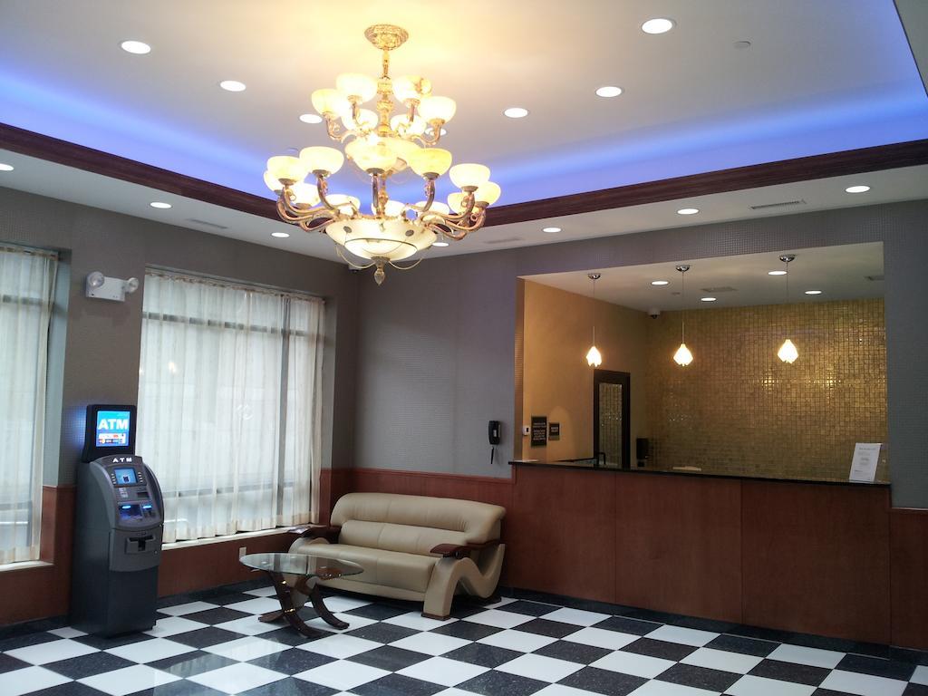 Khách sạn Howard Johnson By Wyndham Jamaica Ny Near Airtrain Jfk