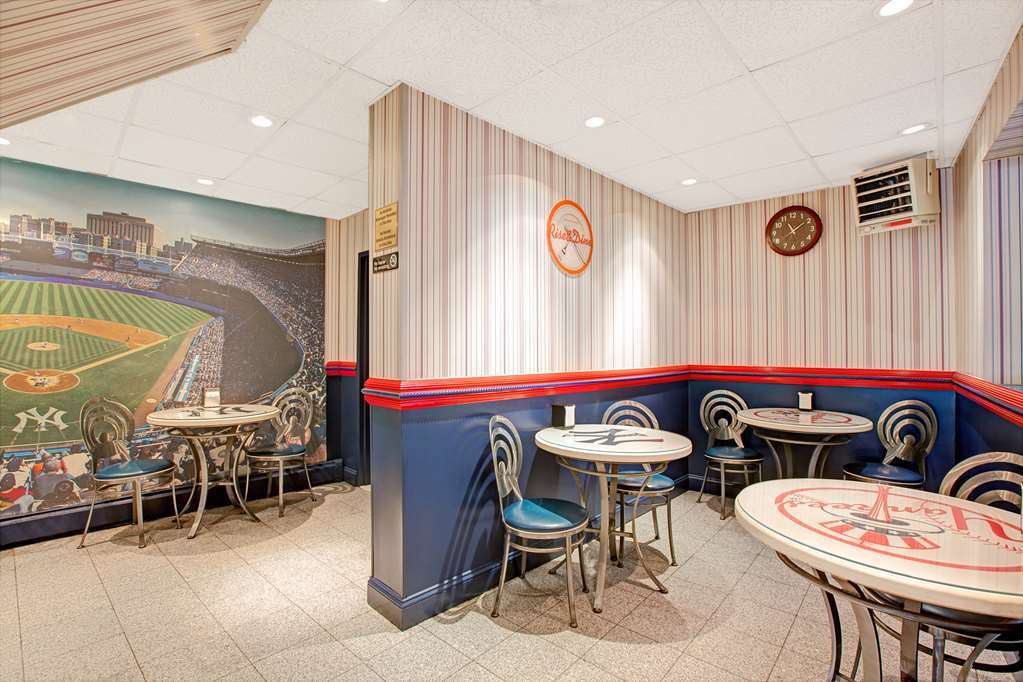 Khách sạn Yankee Stadium 3*