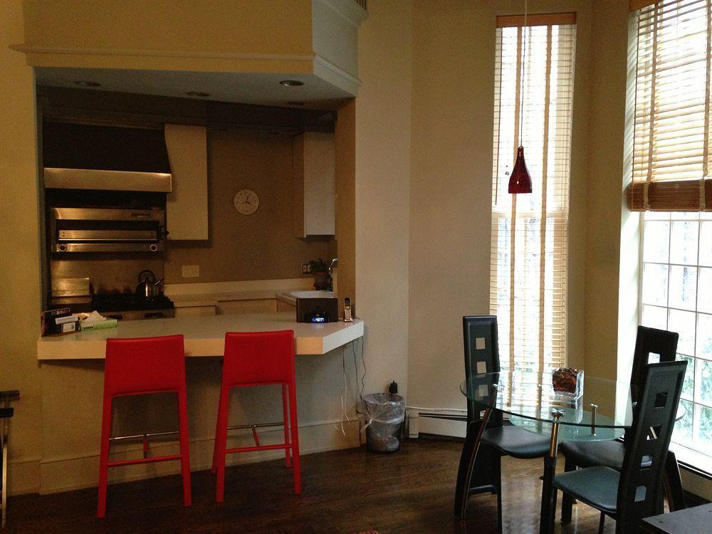 Colonial House 3* Nova York