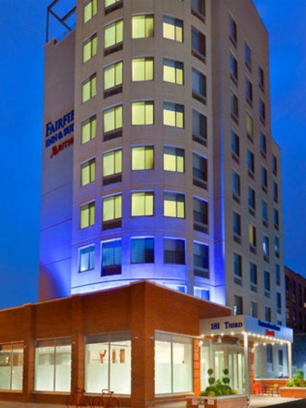 Khách sạn Fairfield & By Marriott Brooklyn
