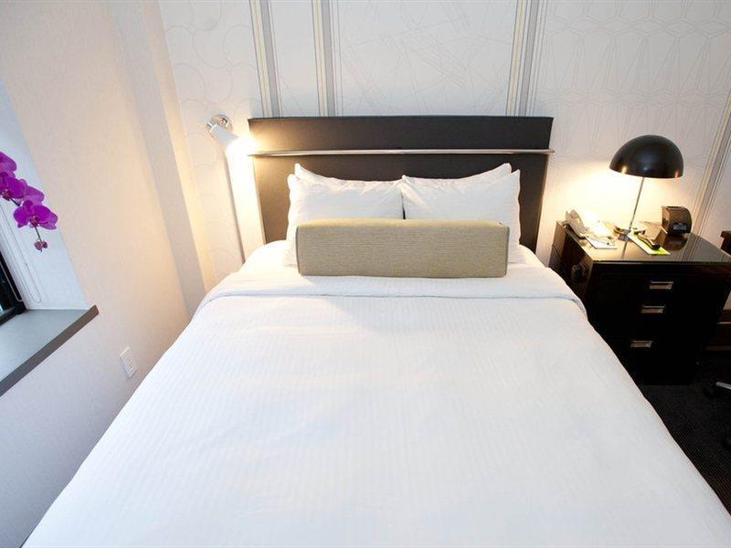Khách sạn The Redbury 4*