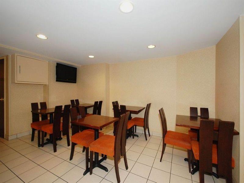 Khách sạn Comfort Times Square South Area 3*