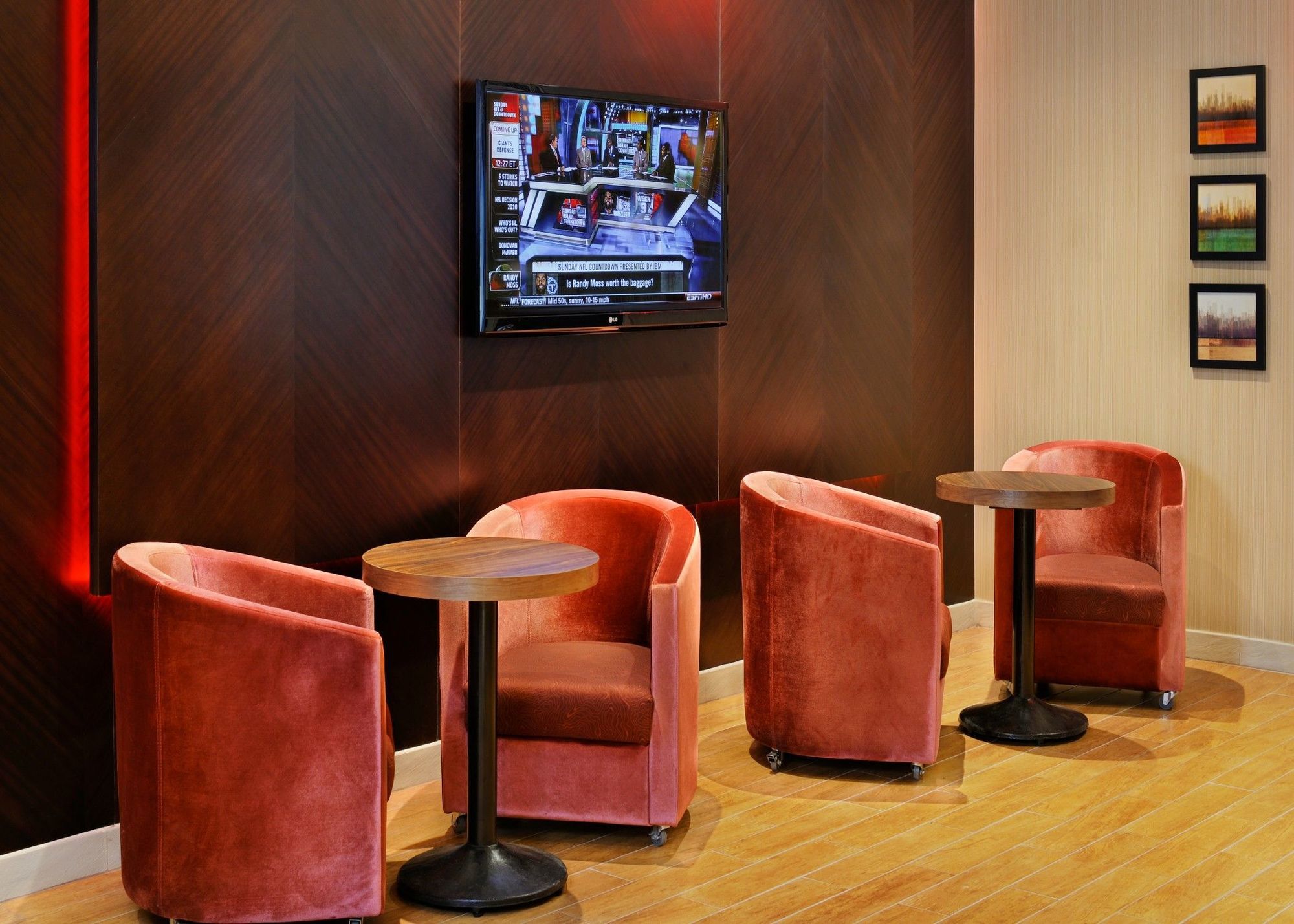 Khách sạn Courtyard By Marriott Manhattan / Soho 4*